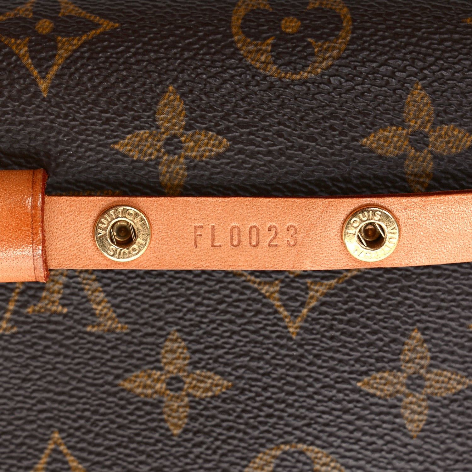 Louis Vuitton Monogram Pochette Florentine S 8 of 10