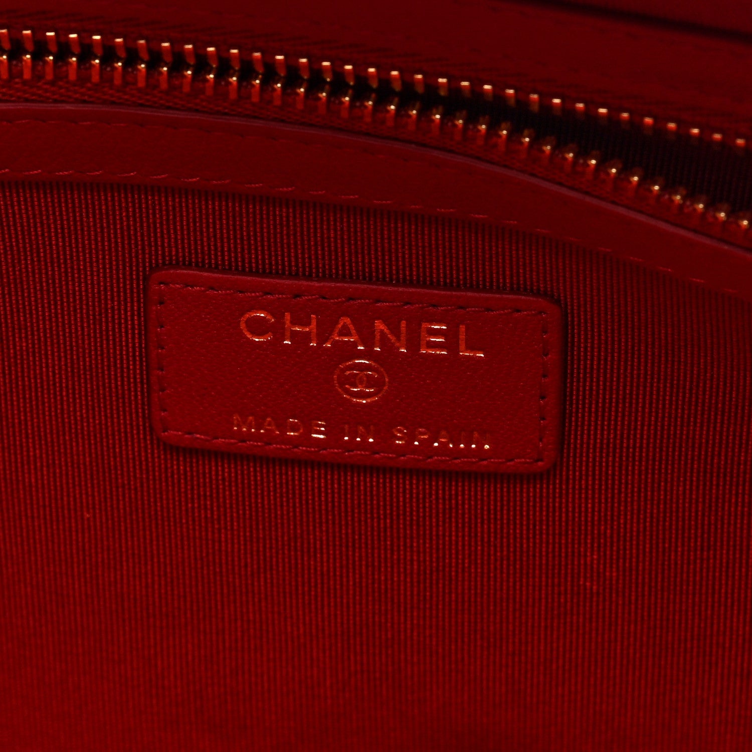 Chanel Lambskin Quilted 19 Medium Cosmetic Case Red 6 of 7