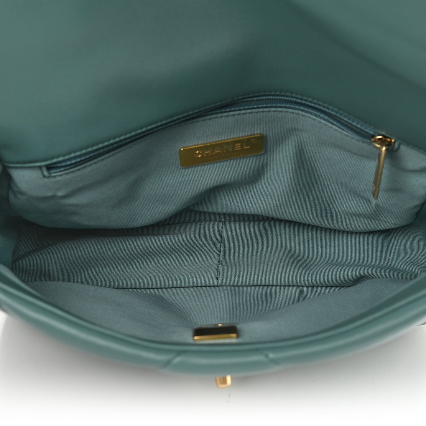 Lambskin Quilted Medium Chanel 19 Flap Green