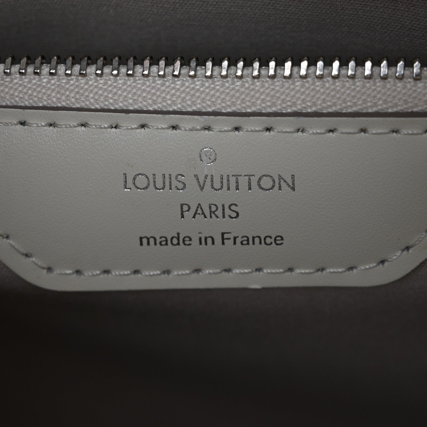 Louis Vuitton Epi Brea MM Ivory 6 of 7