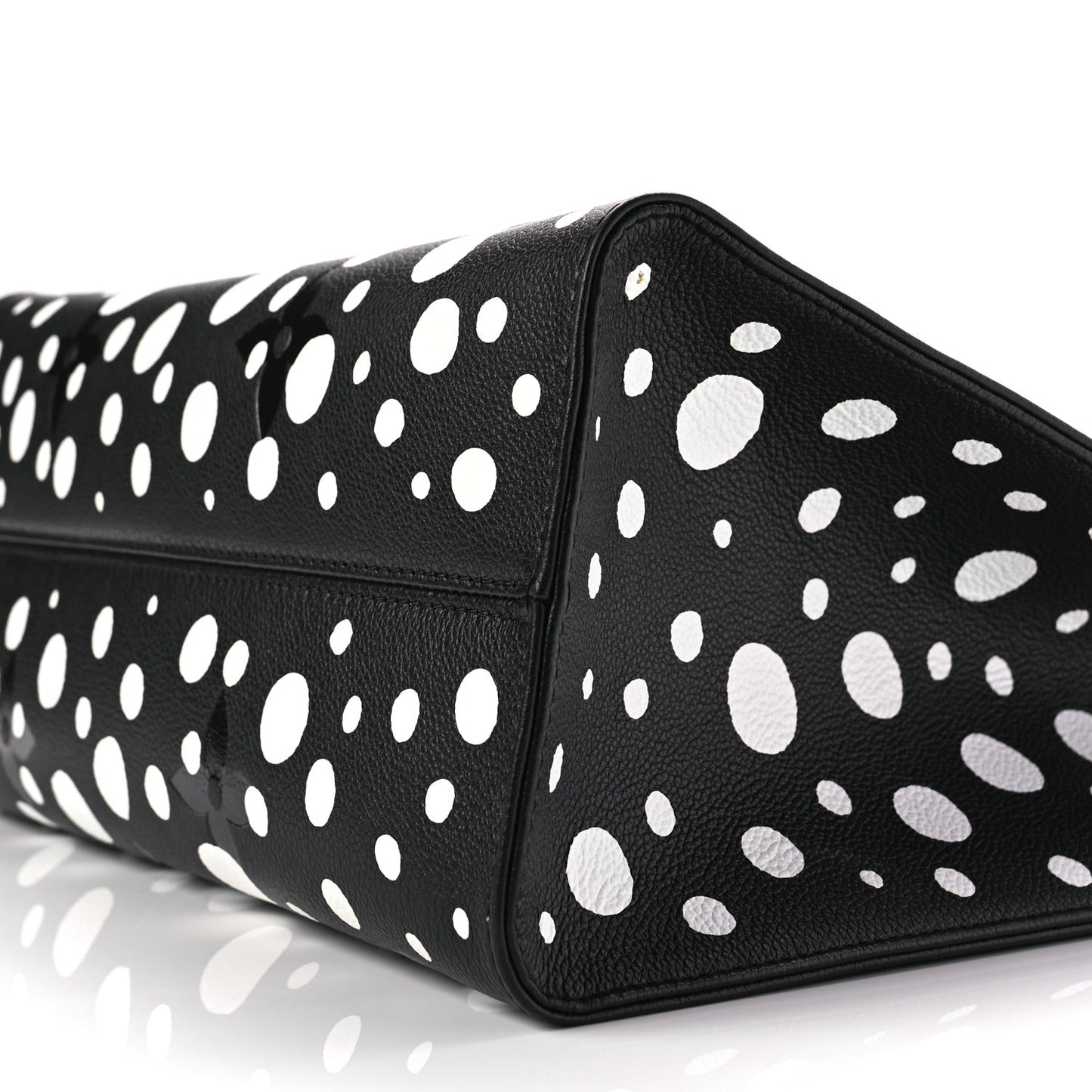 LV X YK Empreinte Monogram Giant Onthego MM Black