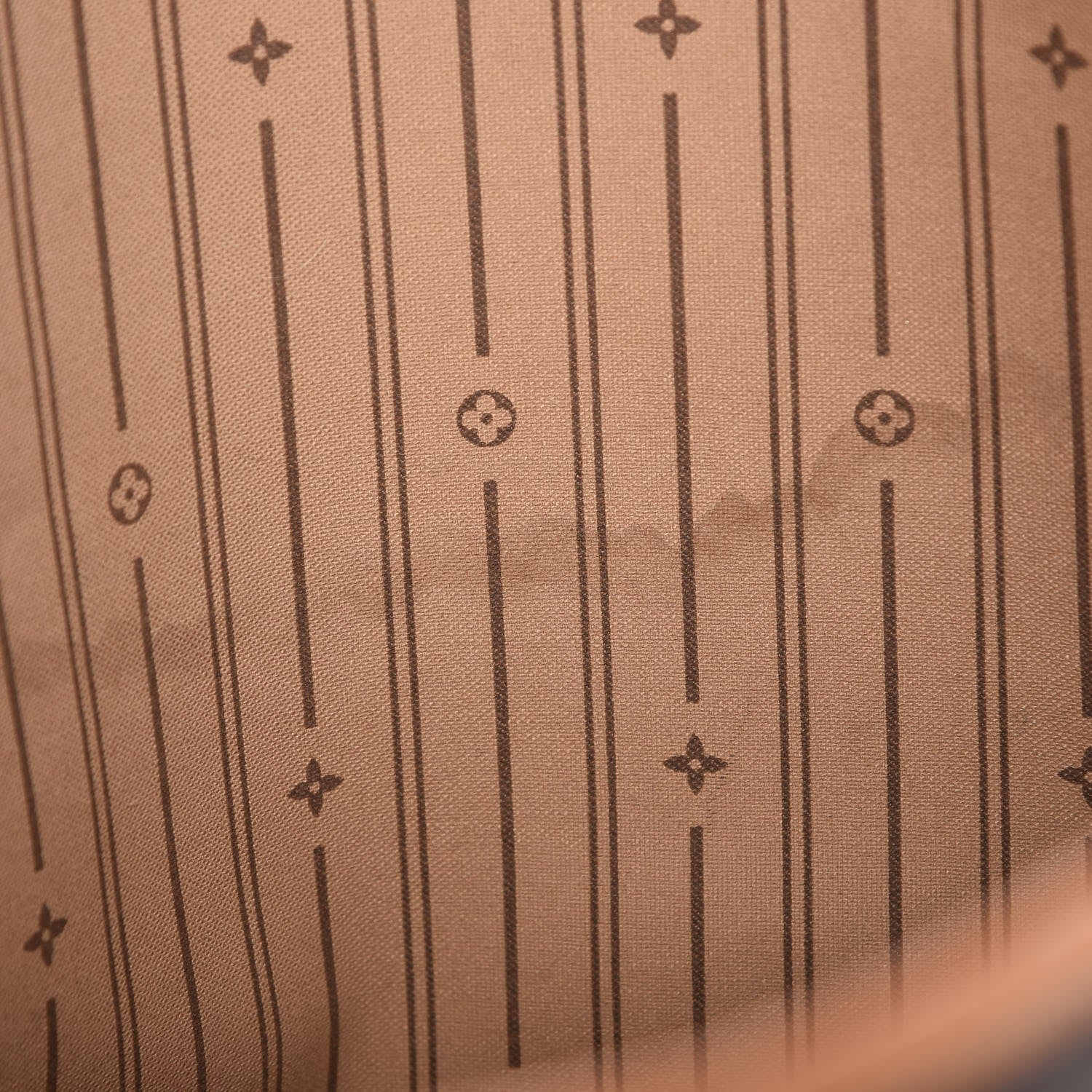 Louis Vuitton Monogram Neverfull MM 9 of 12