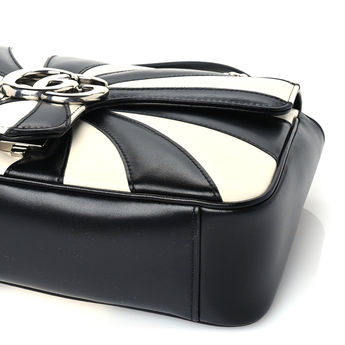 Gucci Calfskin Matelasse Medium Optical GG Marmont Shoulder Bag Black White 8 of 8