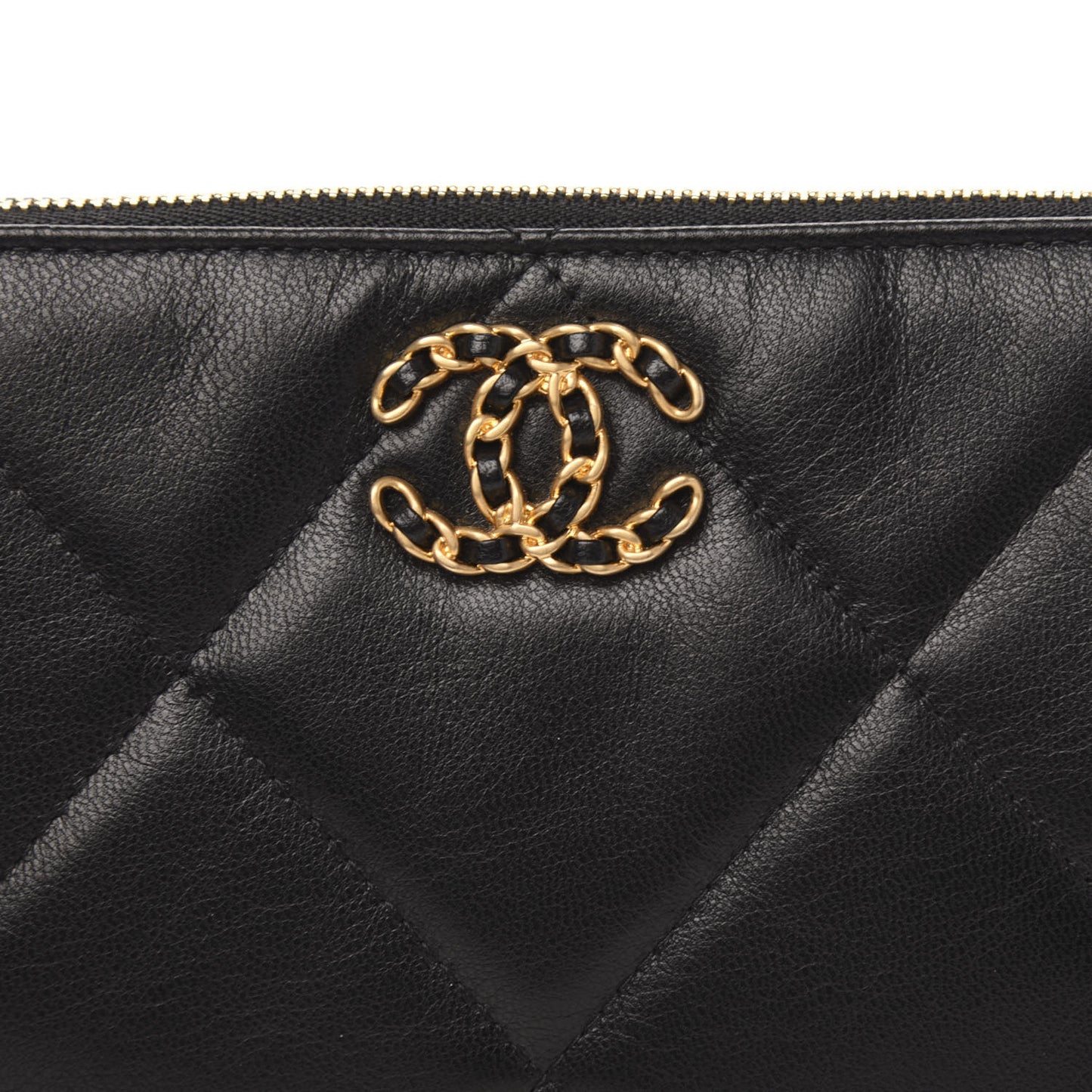 Shiny Goatskin Quilted Small Chanel 19 Pouch With Handle Black