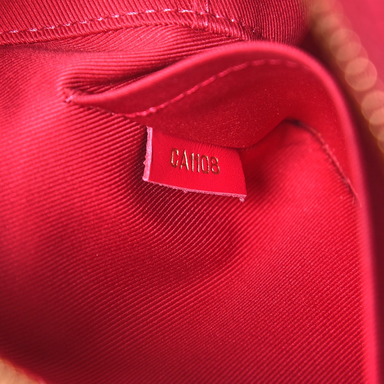 Louis Vuitton Monogram Saintonge Freesia 7 of 7