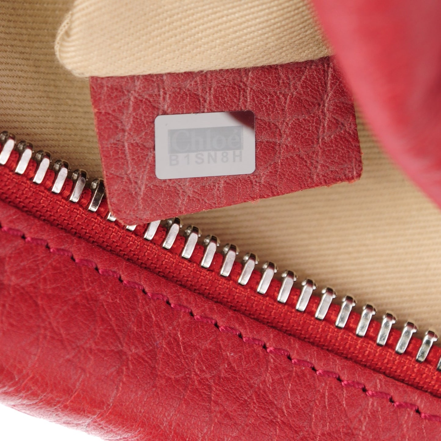 Calfskin Medium Paraty Red