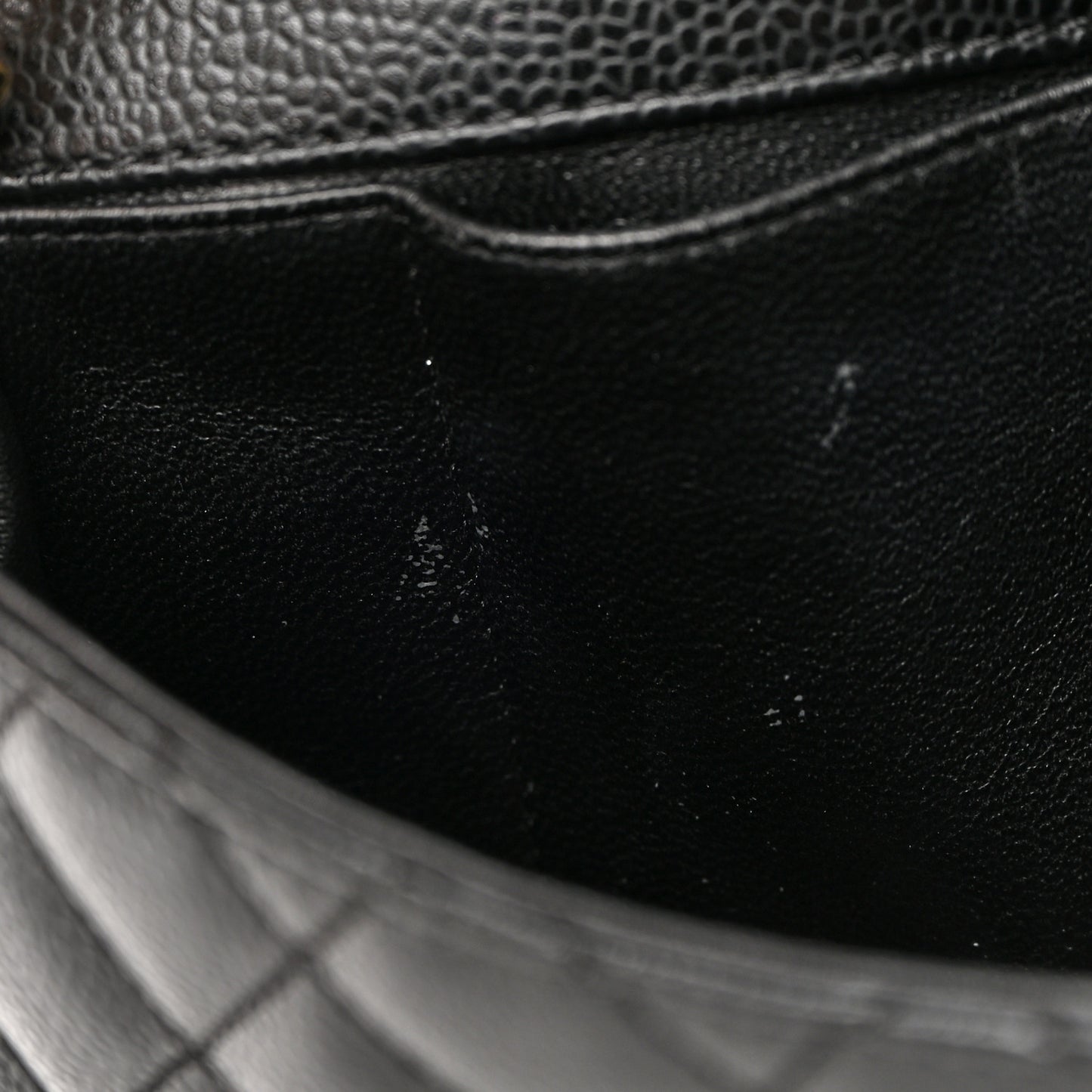 Caviar Quilted East West Flap Black