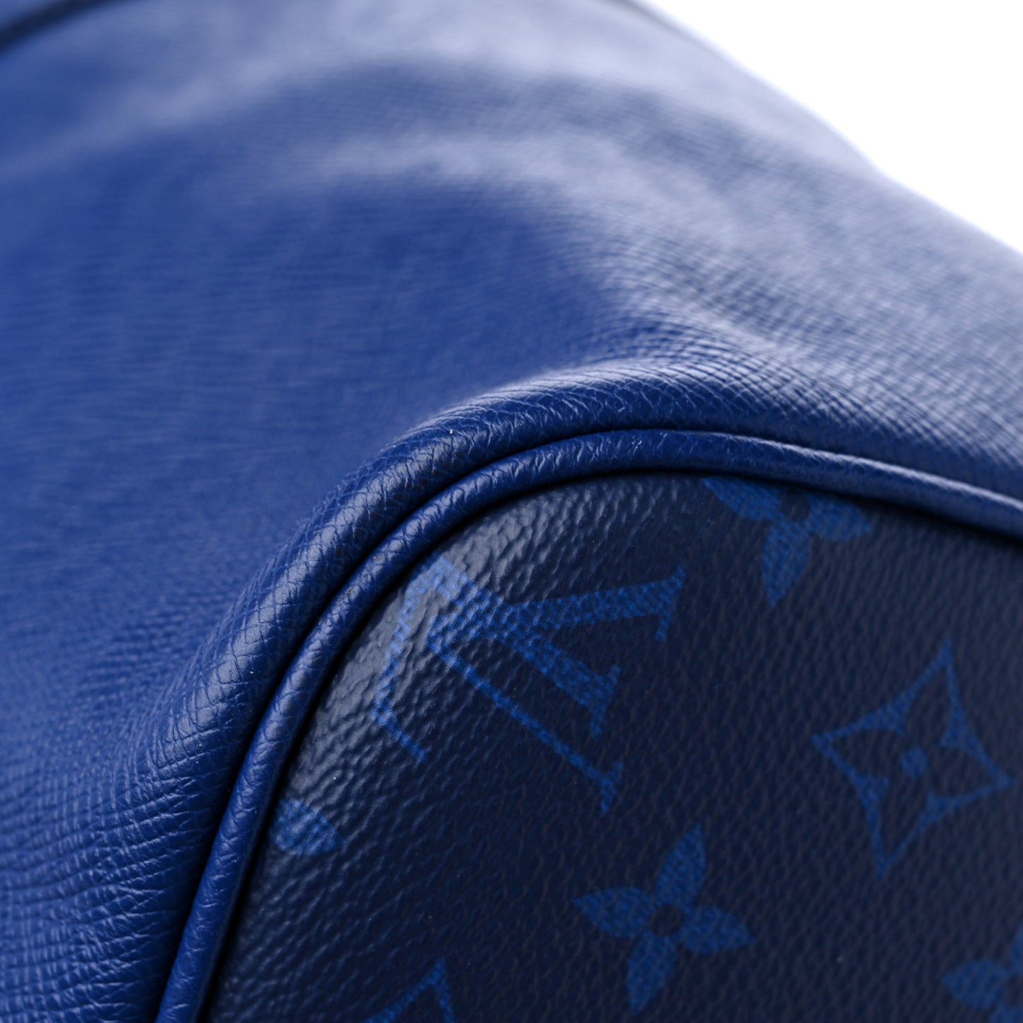 Taiga Monogram Eclipse Keepall Bandouliere 50 Pacific Blue