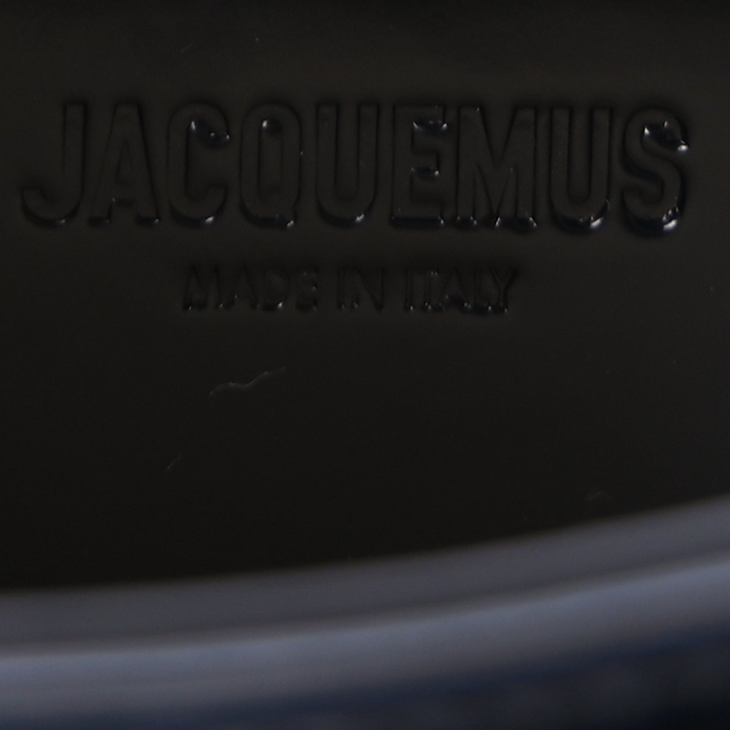 Jacquemus Glazed Calfskin The Small Bisou Chaine Shoulder Bag Black 5 of 8