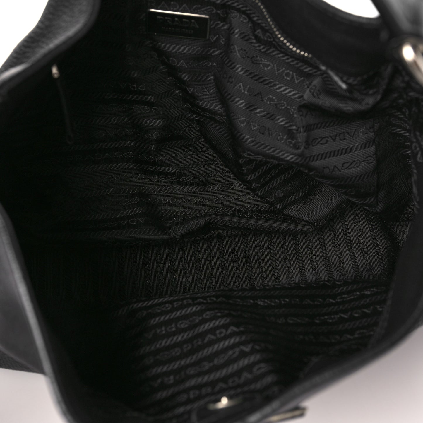 Vitello Daino Side Pocket Tote Black