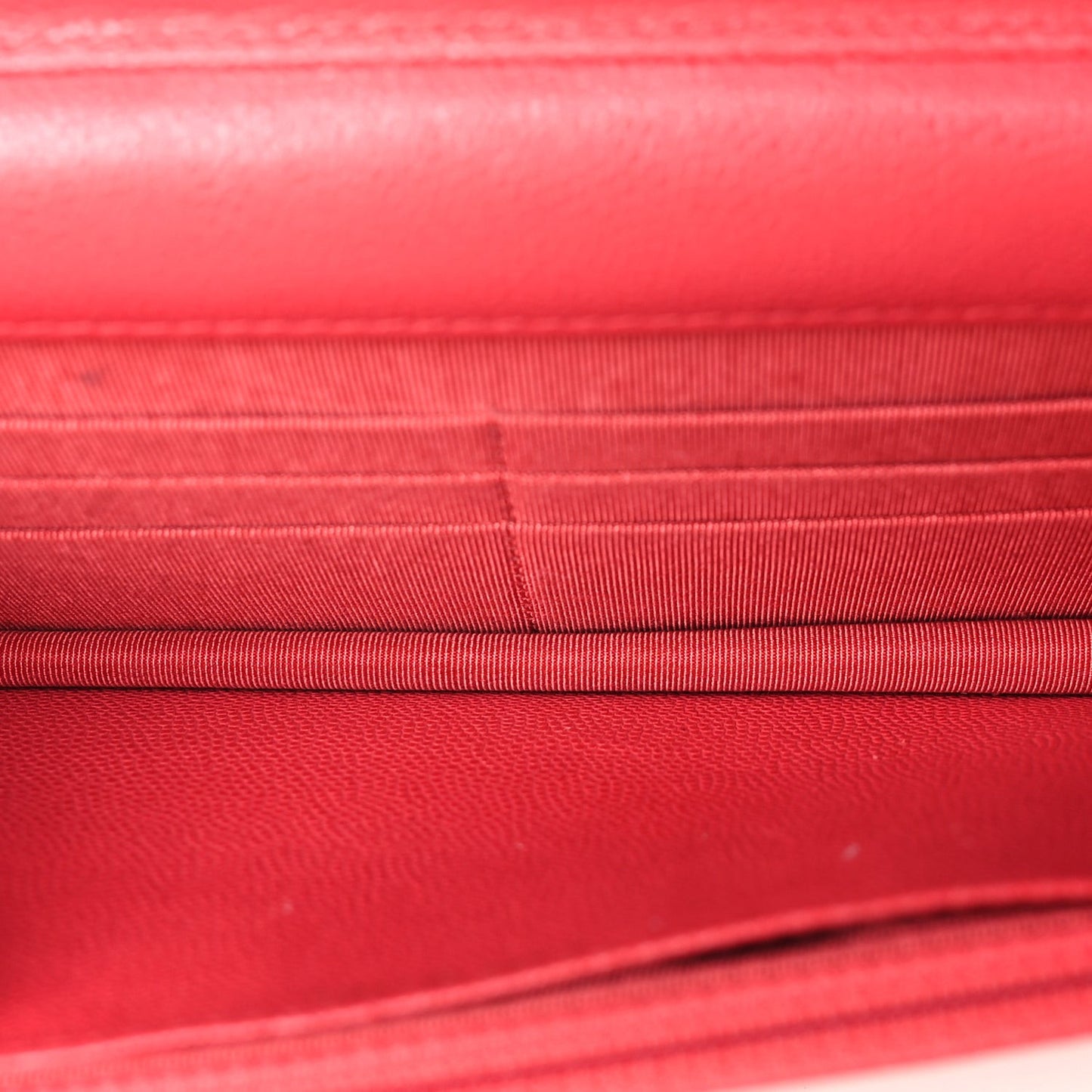 Caviar Quilted Wallet on Chain WOC  Pink