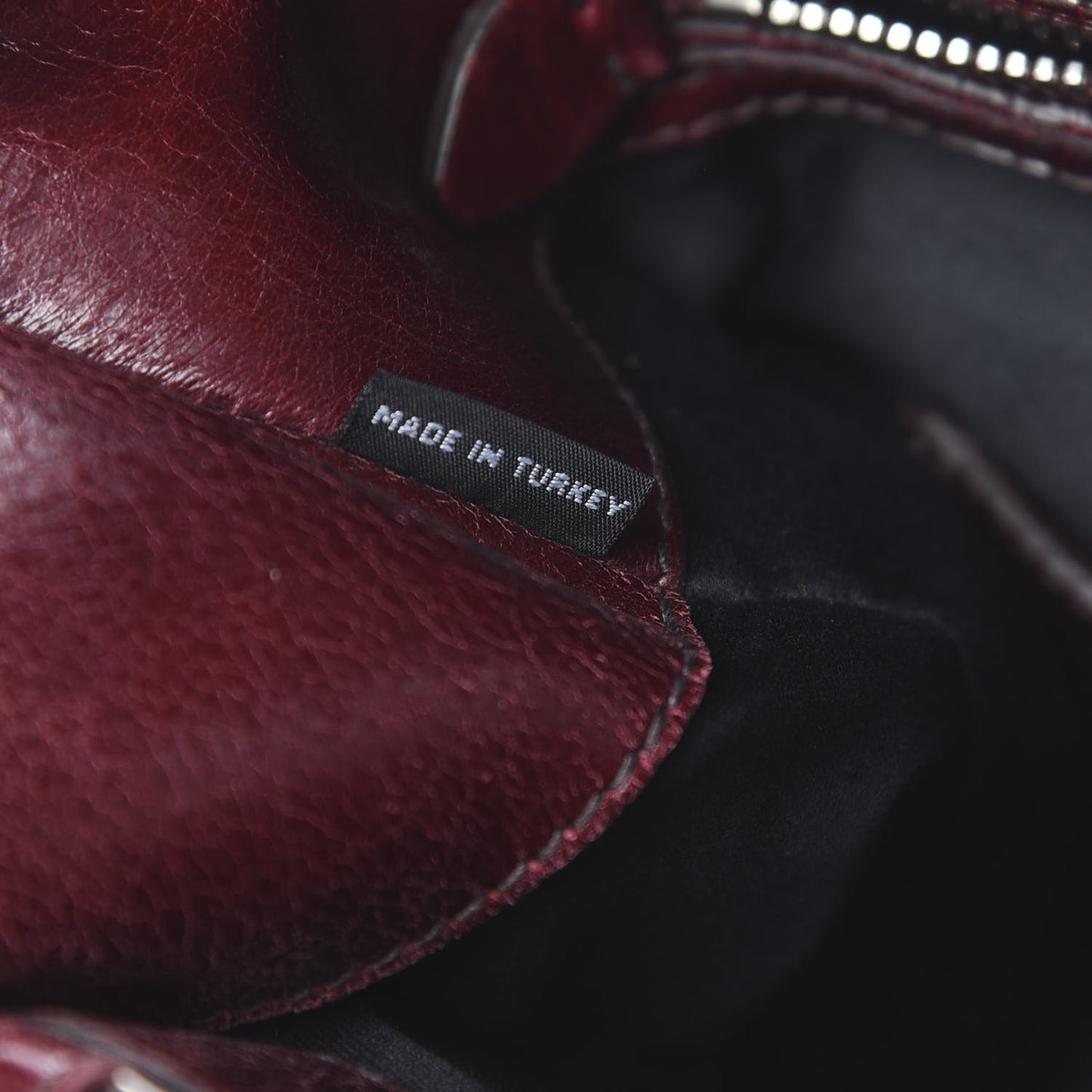 Vitello Shine Tote Amaranto