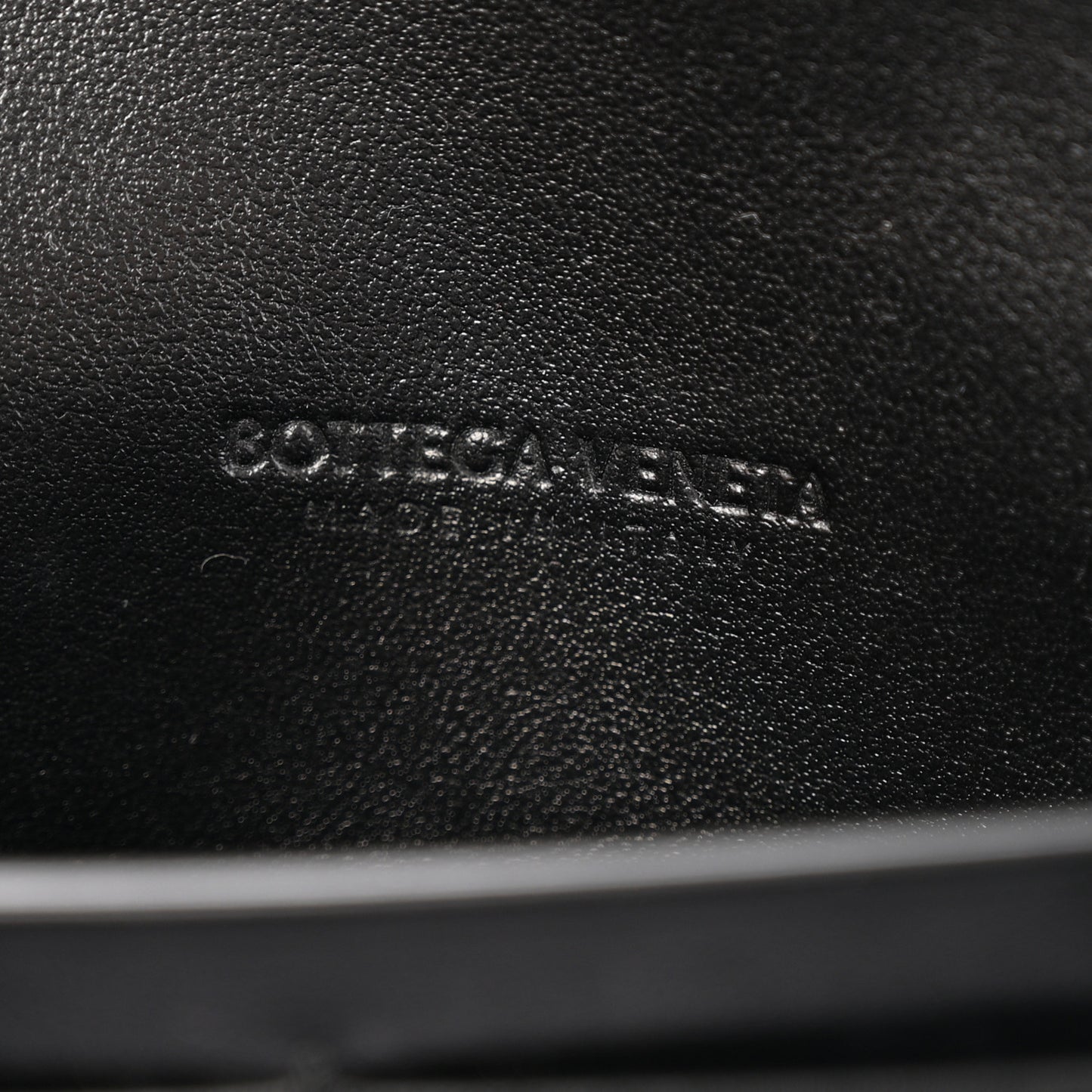 Nappa Intrecciato Long Andiamo Top Handle Clutch Black