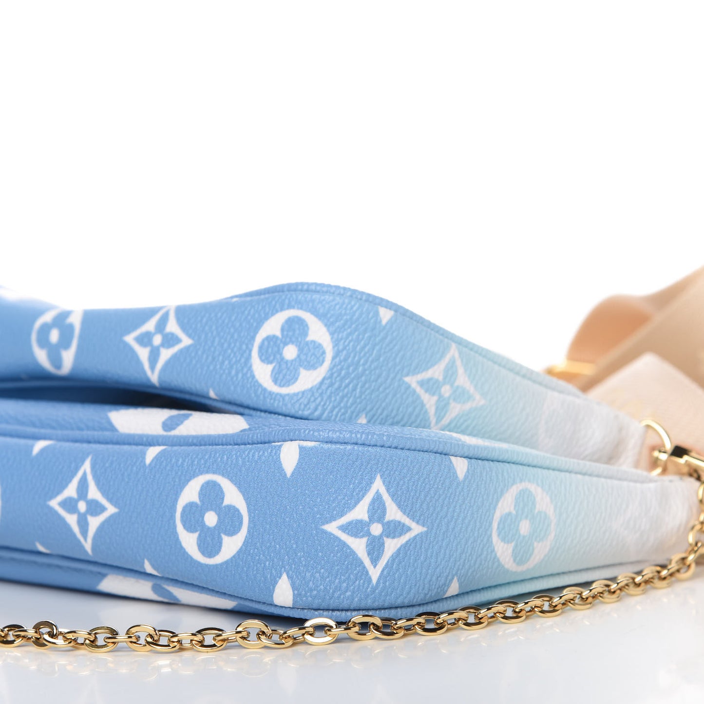 Monogram Giant By The Pool Multi Pochette Accessories Blue