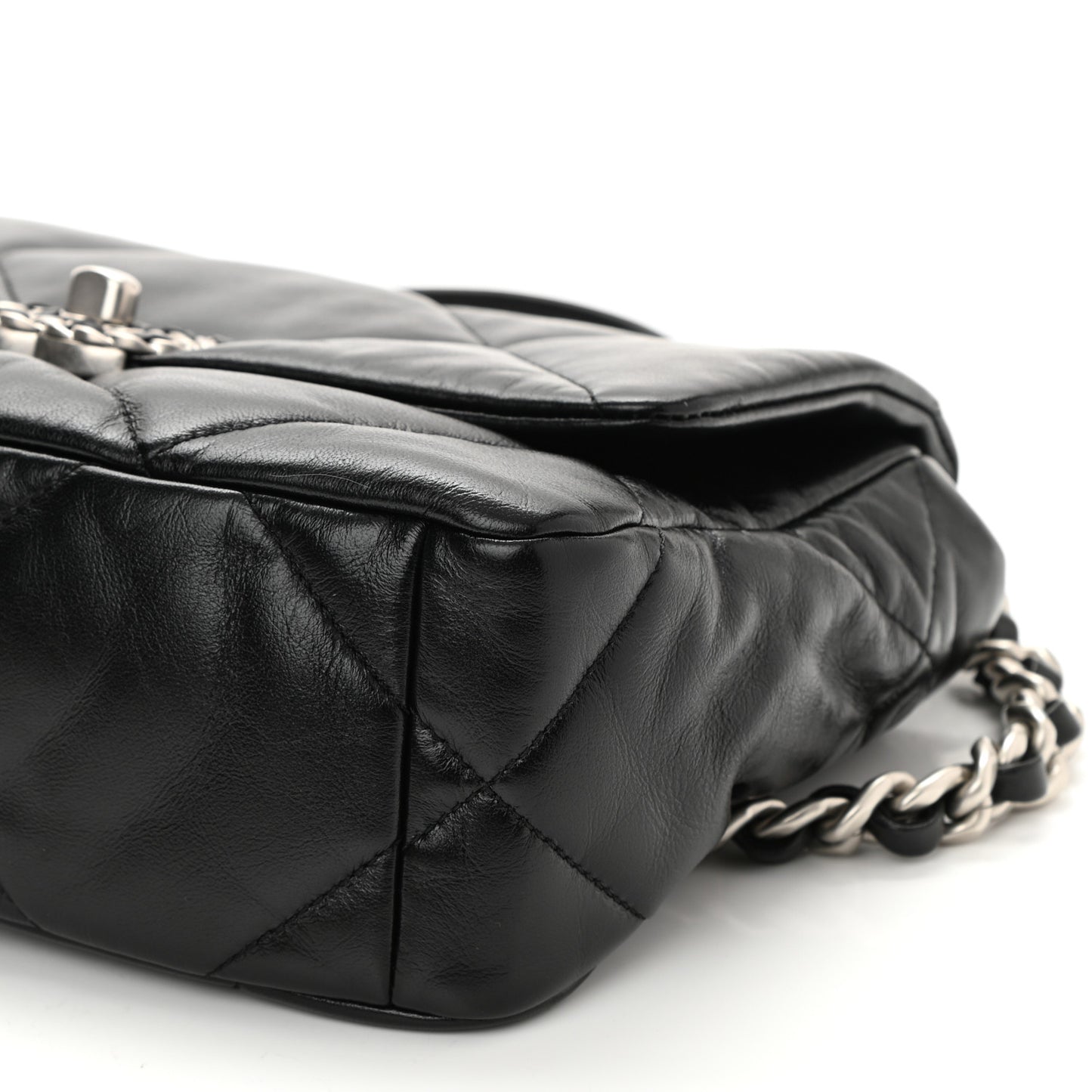 Lambskin Quilted Medium Chanel 19 Flap Black