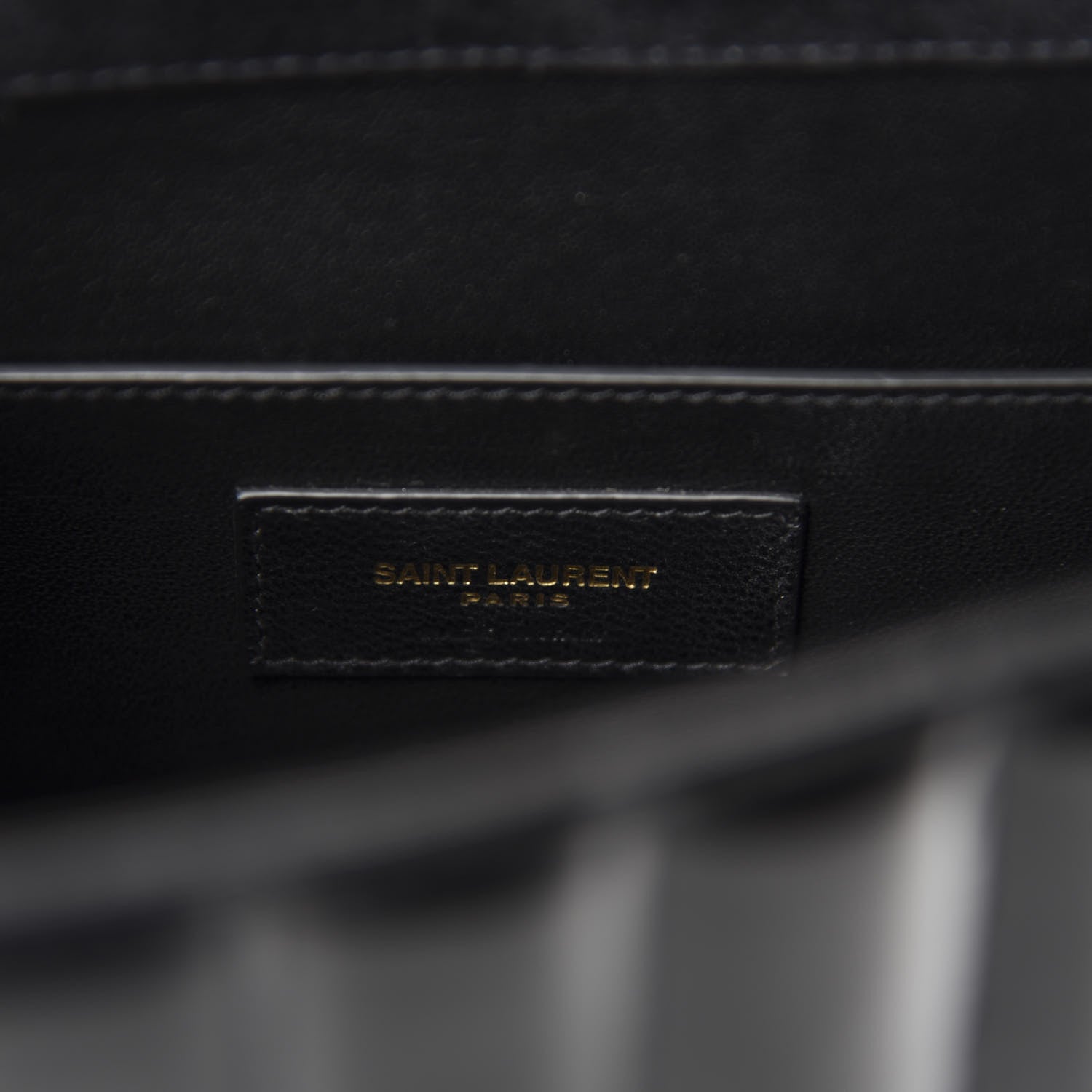 Saint Laurent Patent Matelasse Monogram Large Vicky Chain Bag Black 8 of 10