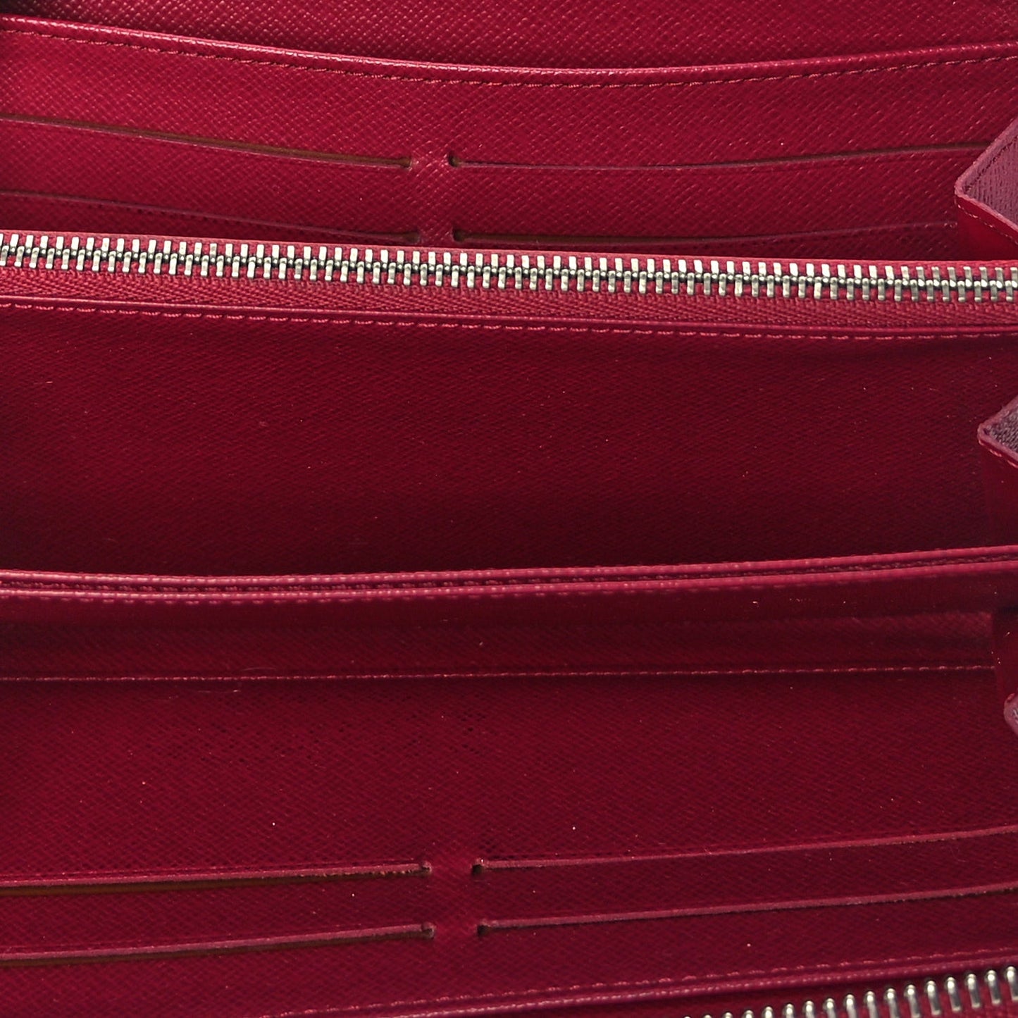 Epi Zippy Wallet Fuchsia