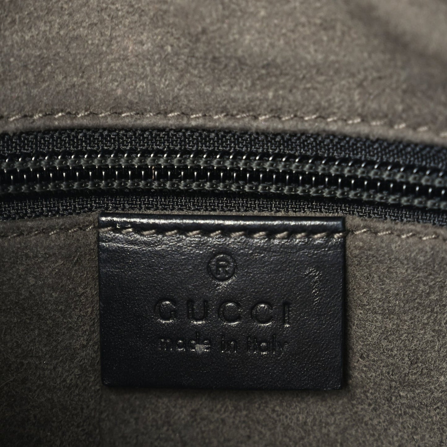 ssima Signature Small Messenger Bag Black