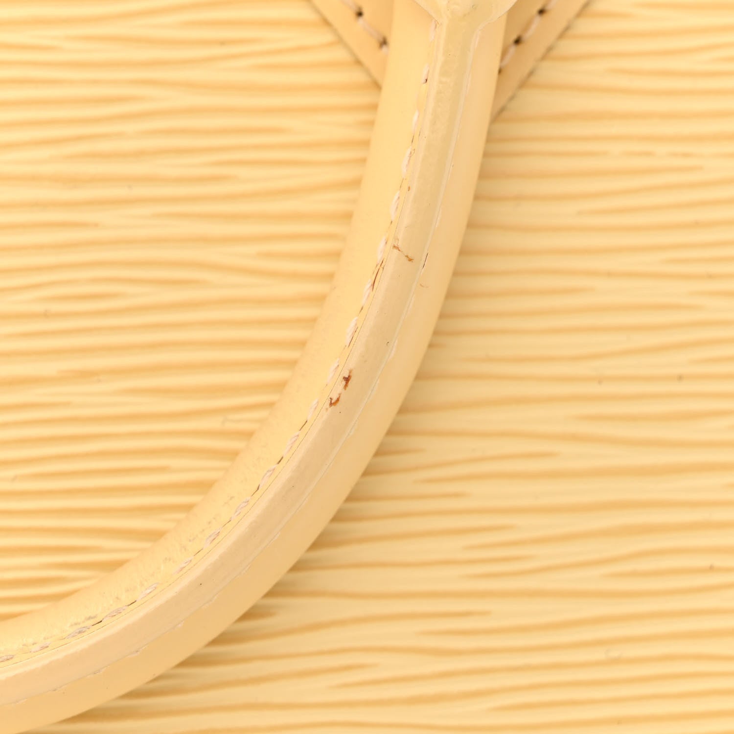 Louis Vuitton LOUIS VUITTON Epi Alma PM Vanilla 17 of 19