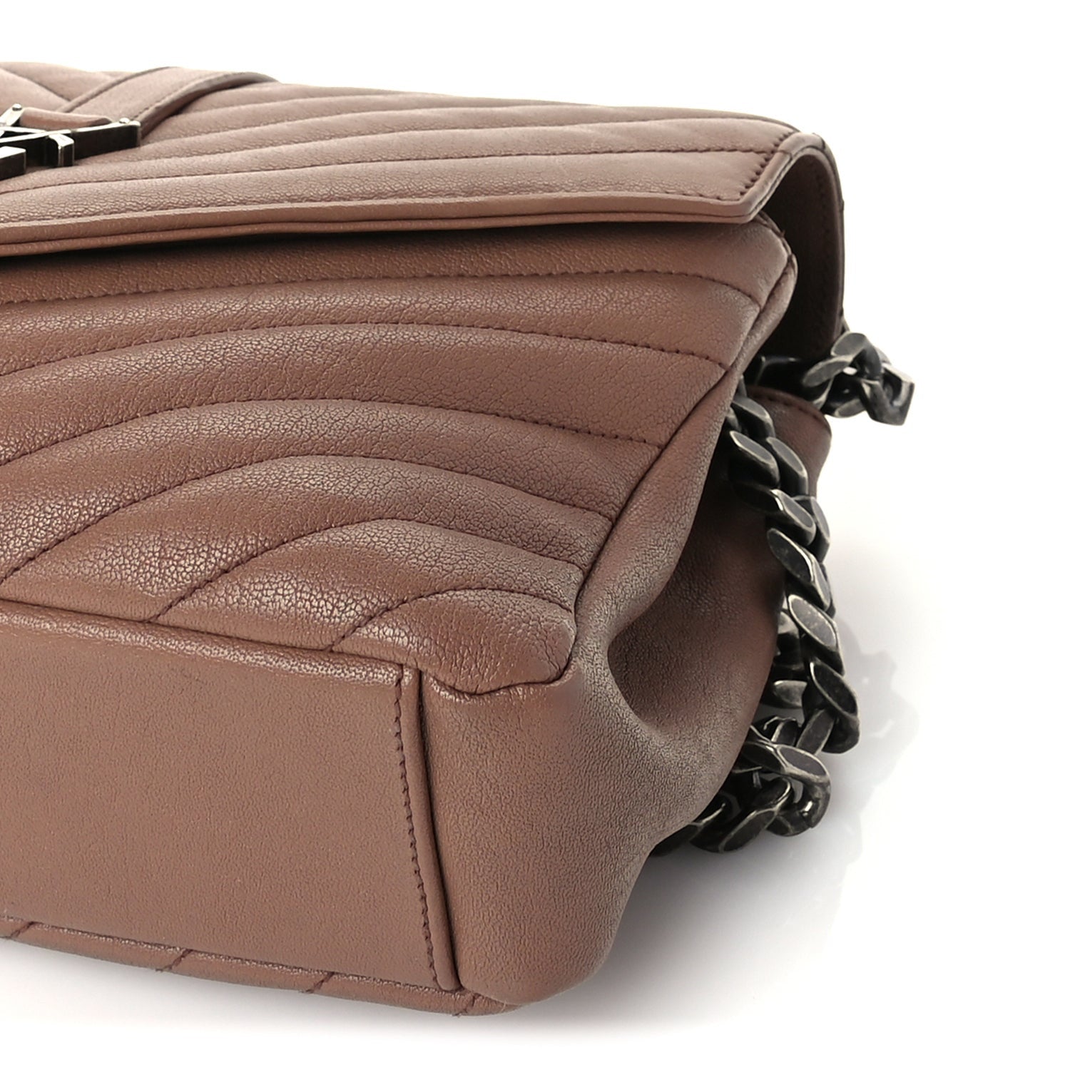 Saint Laurent Sheepskin Matelasse Chevron Monogram Medium College Bag  Fard 9 of 9