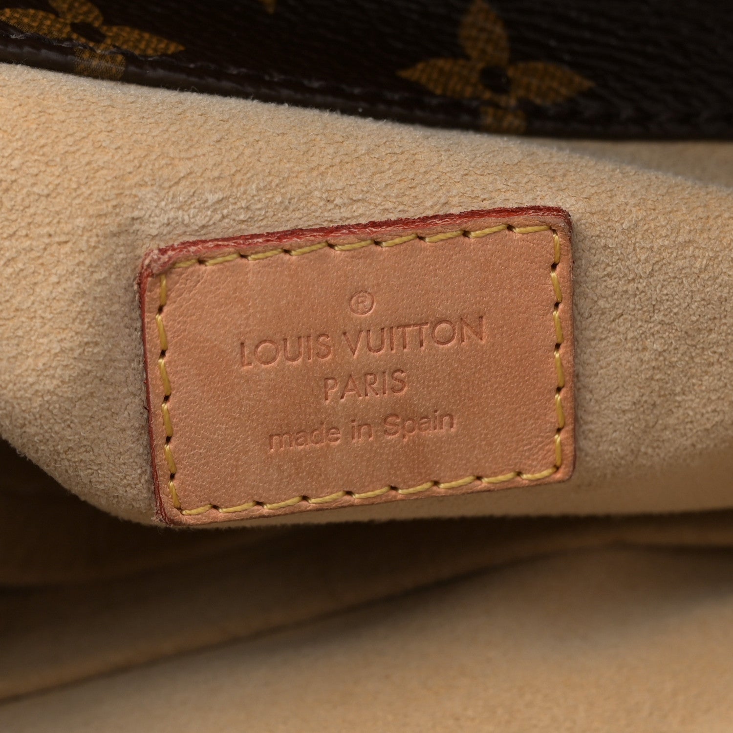 Louis Vuitton Monogram Artsy MM 6 of 13