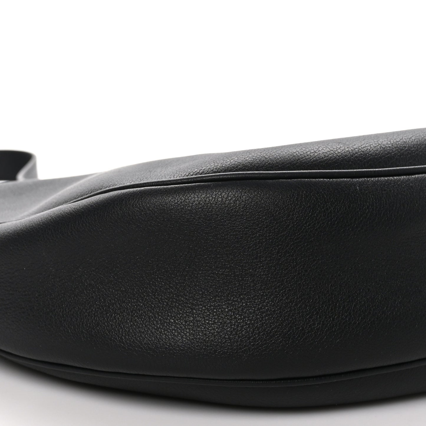 Supple Calfskin Cuir Triomphe Heloise Shoulder Bag Black