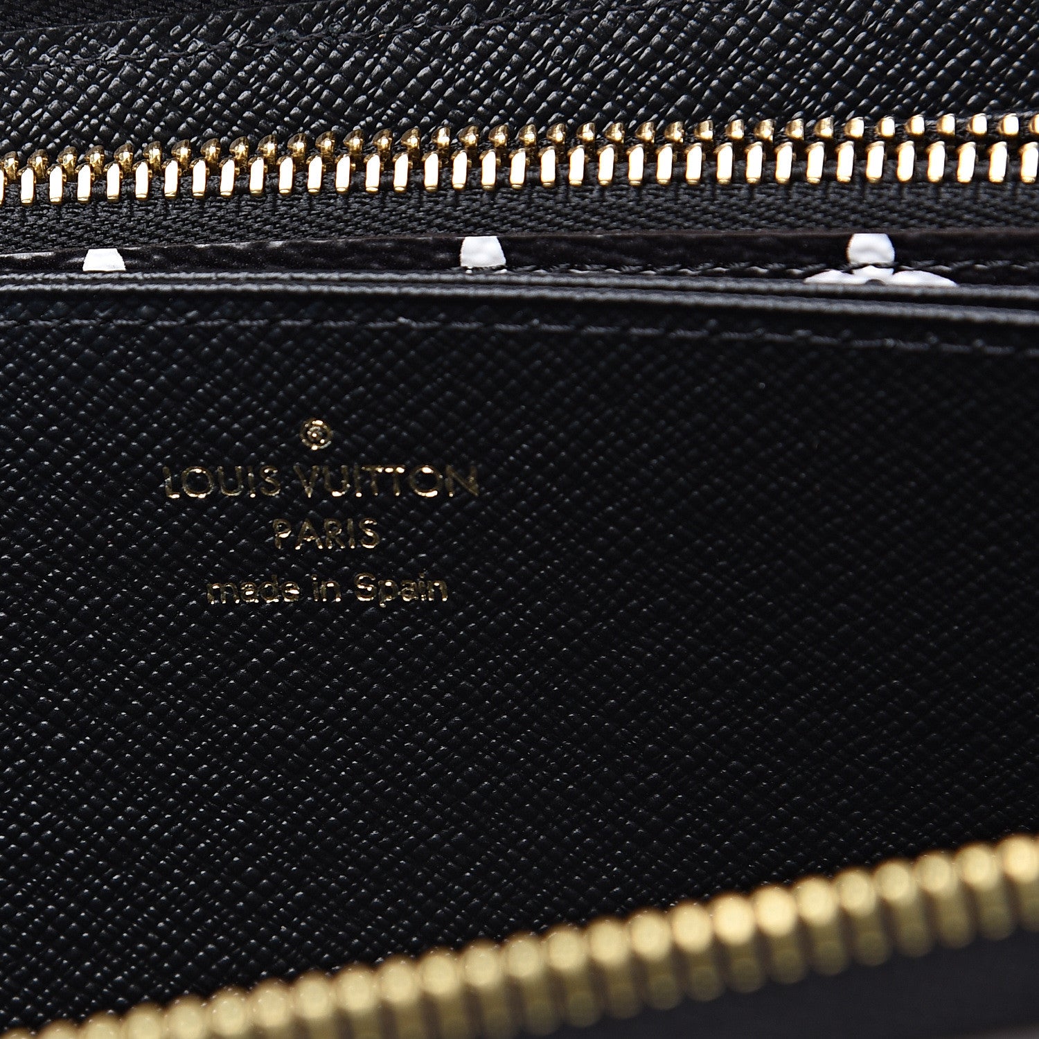 Louis Vuitton Monogram Giant Jungle Zippy Wallet Black 5 of 7