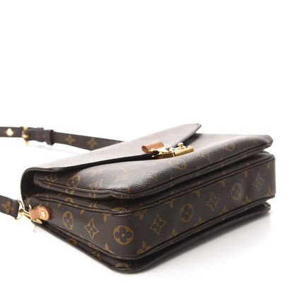 Louis Vuitton Monogram Pochette Metis 4 of 11