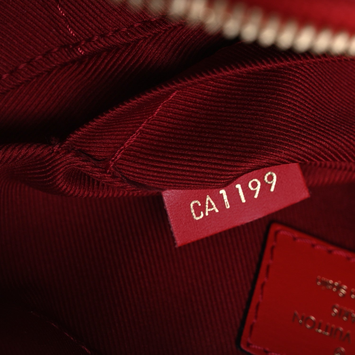 Louis Vuitton Monogram Saintonge Coquelicot 7 of 7