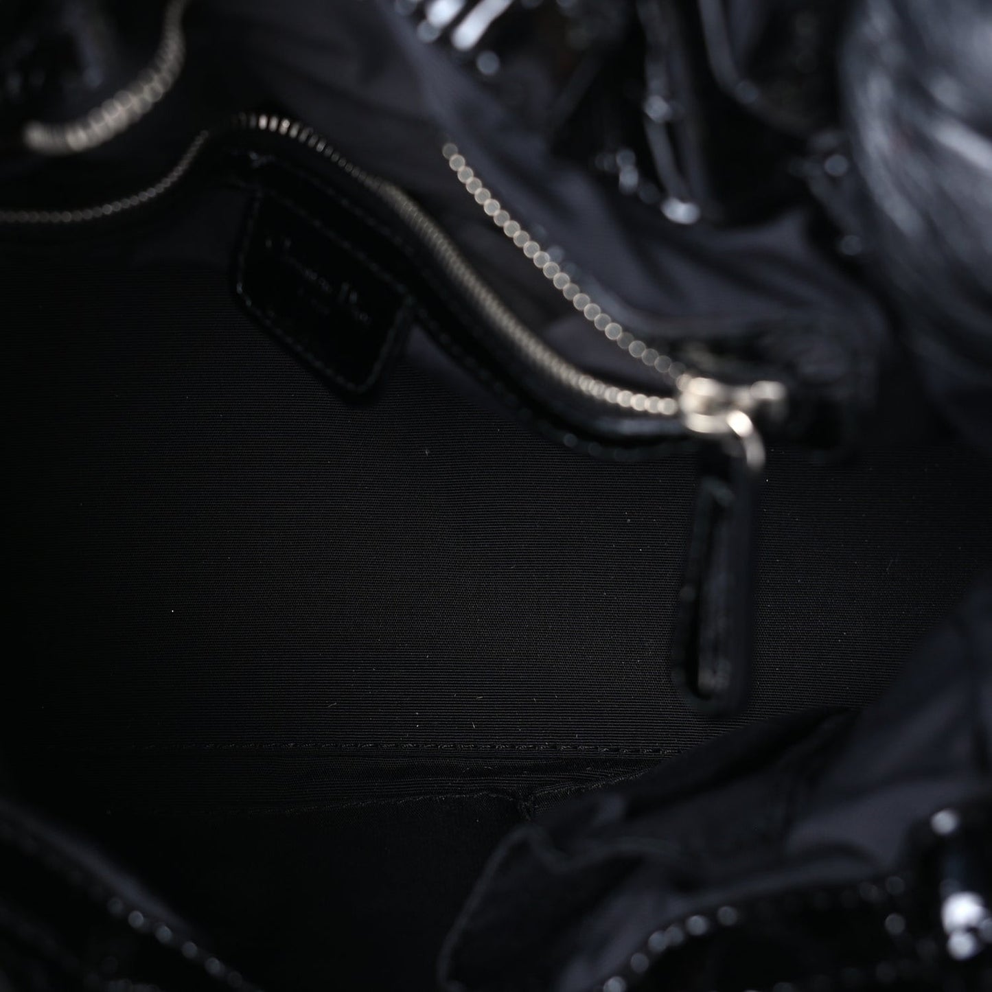 Patent Cannage Medium Le Trente Tote Black