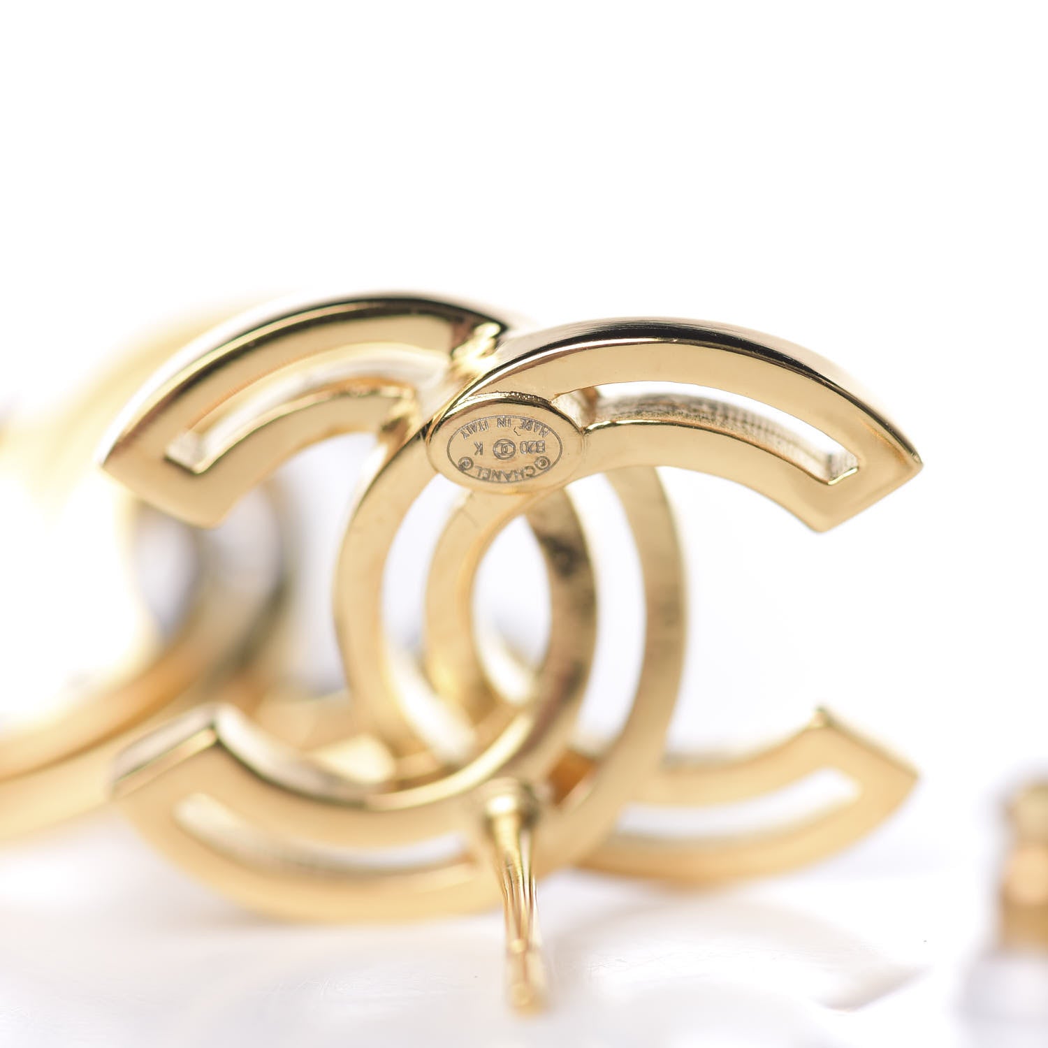 Chanel Metal Obazine CC Earrings Gold 3 of 3