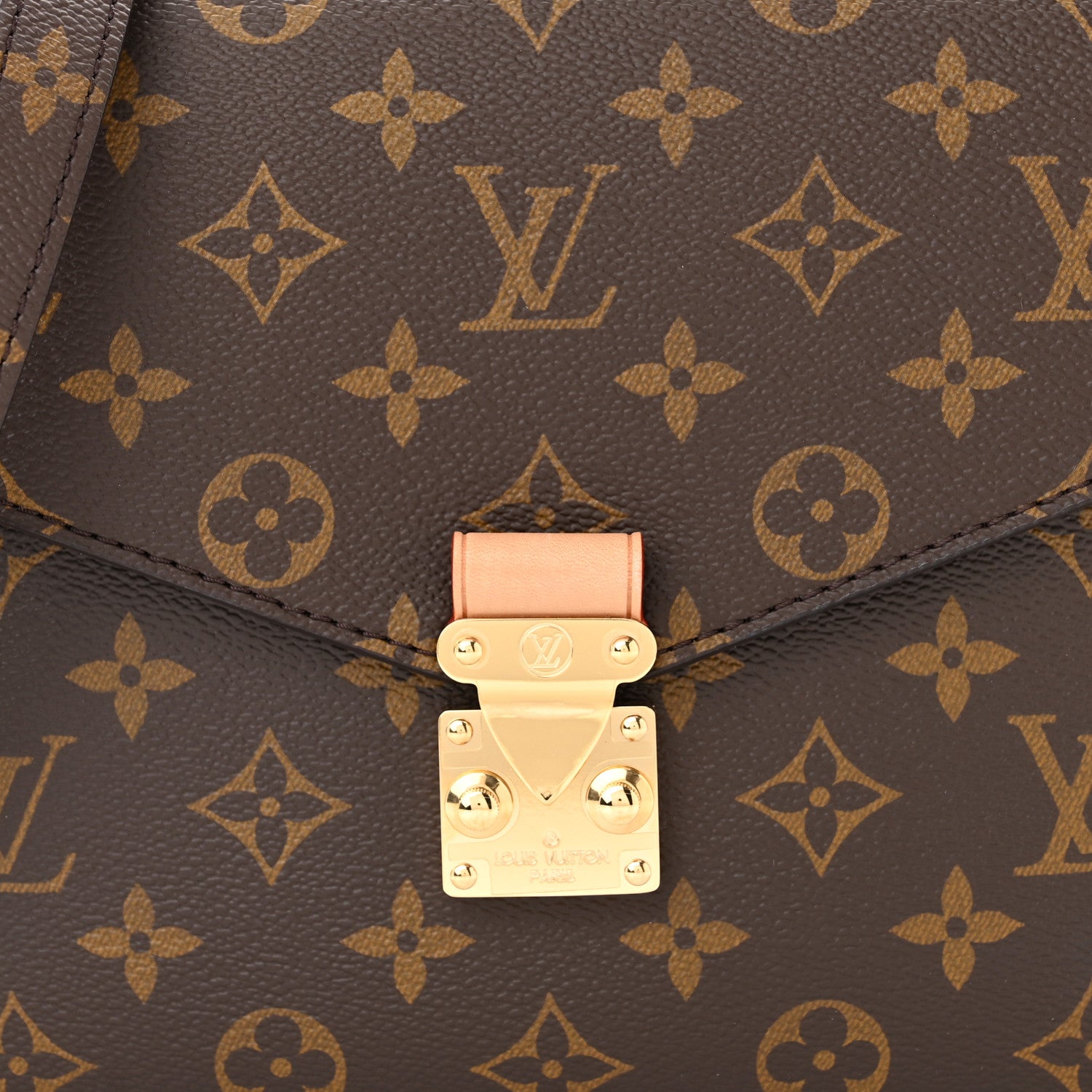 Louis Vuitton Monogram Pochette Metis 7 of 9