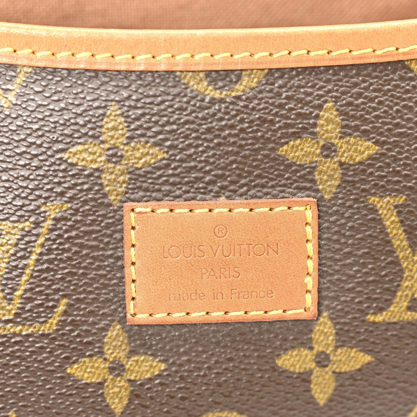 Monogram Saumur 35