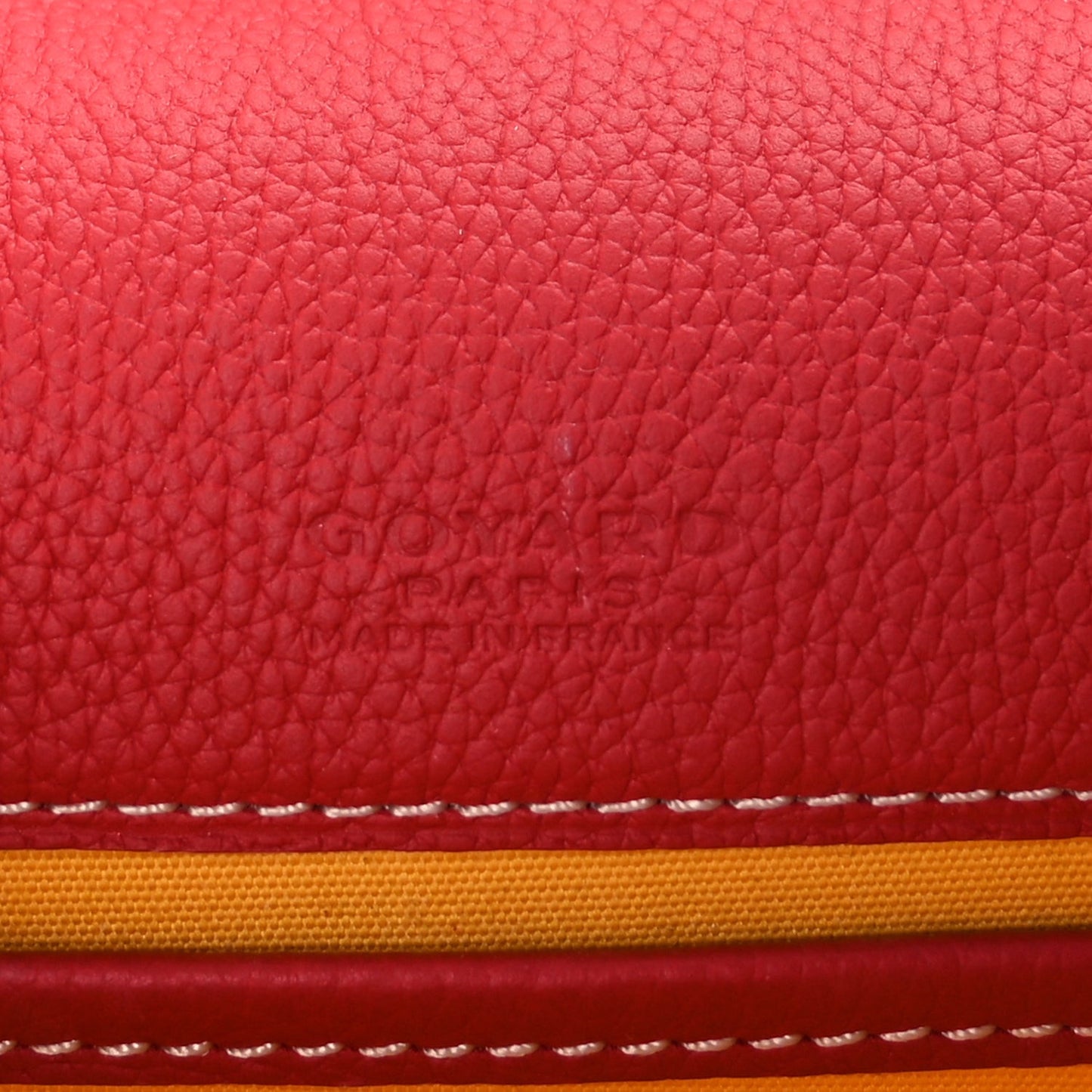ine Belvedere II PM Messenger Bag Red