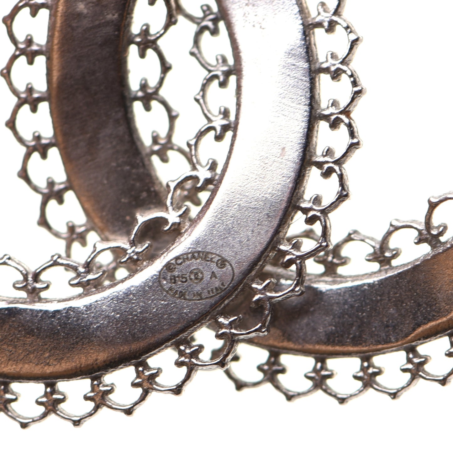 Scalloped CC Earrings Silver