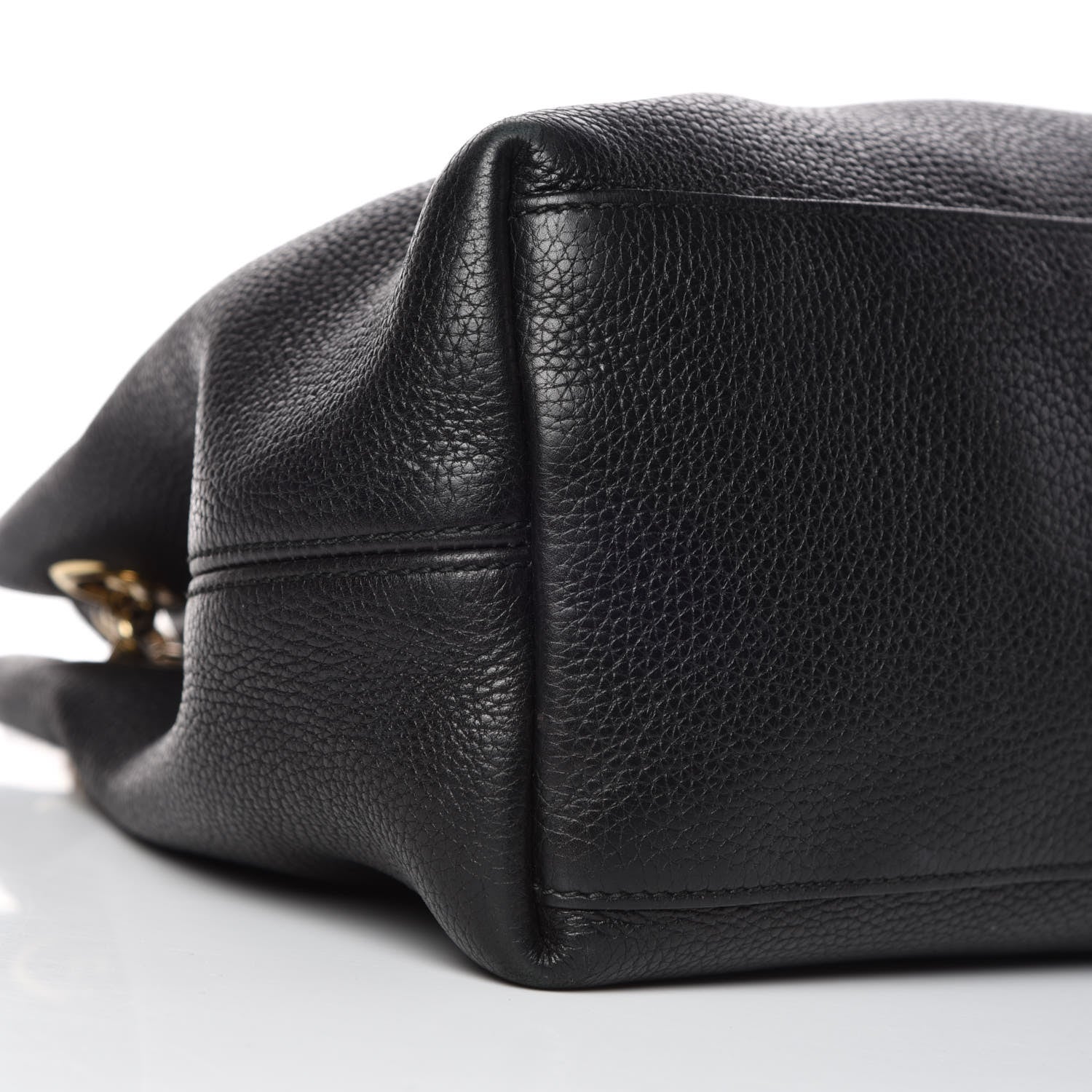 Gucci Pebbled Calfskin Medium Soho Chain Shoulder Bag Black 14 of 20