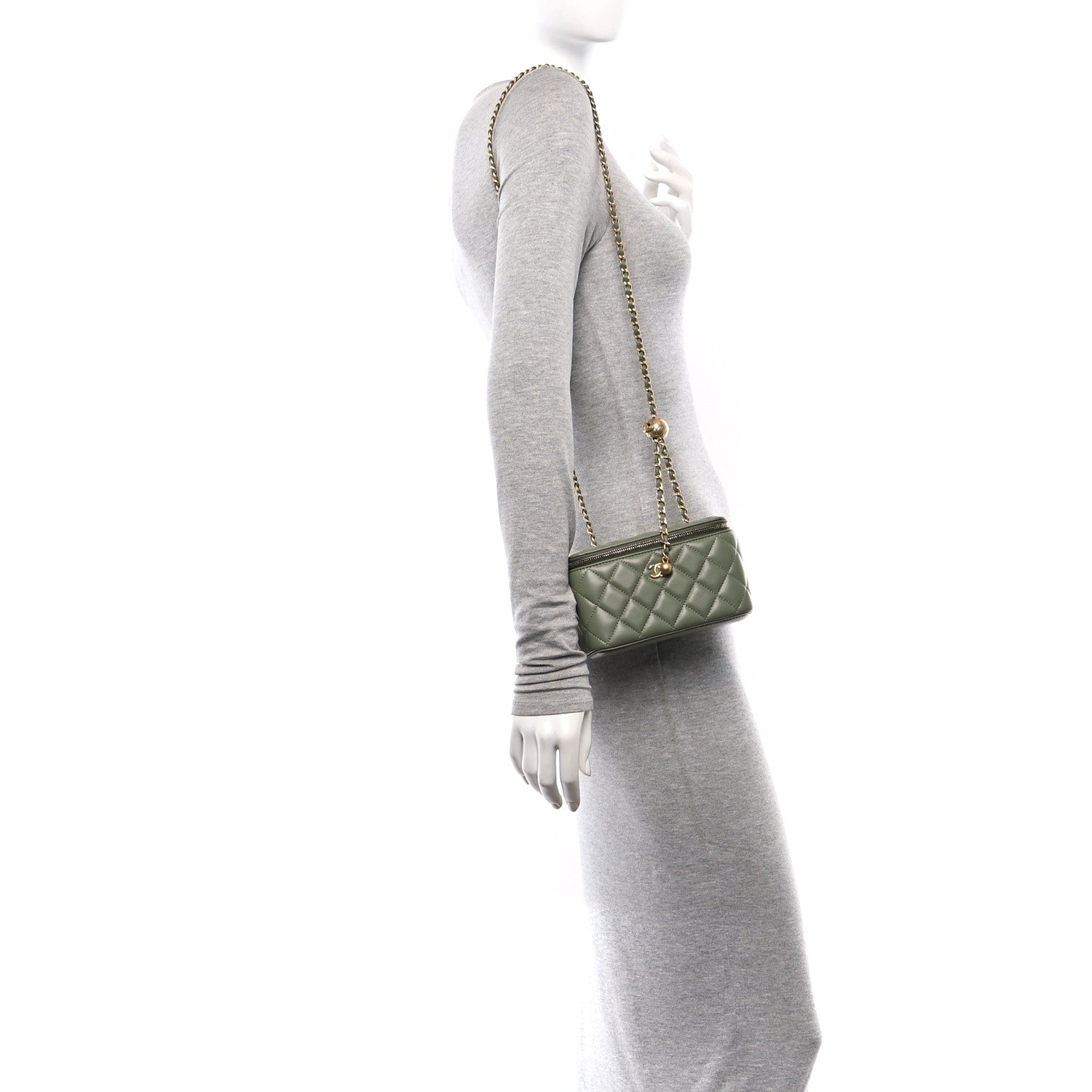 Chanel Lambskin Quilted Small Pearl Crush Vanity Case With Chain  Green 3 of 12