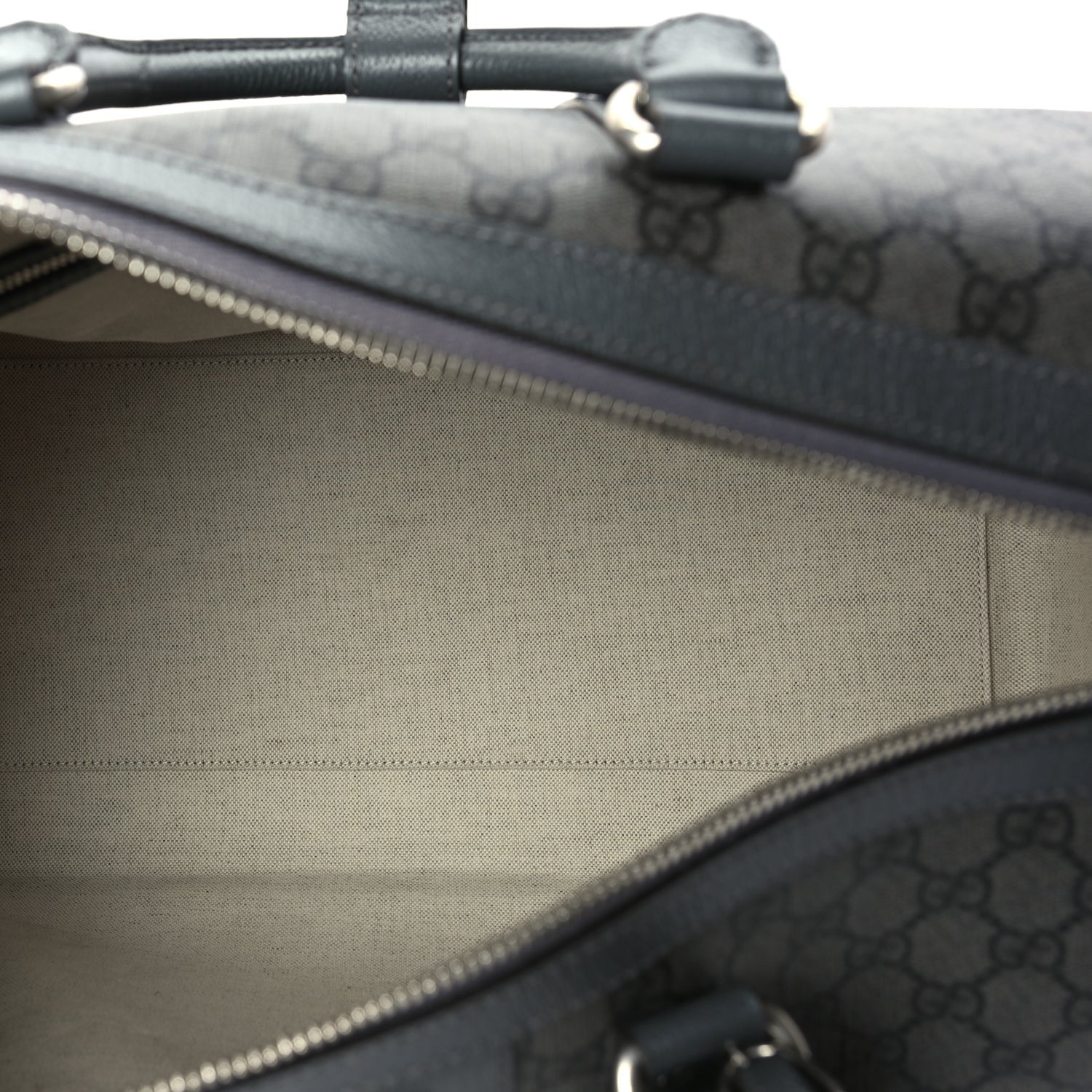 Gucci GG Supreme Monogram Textured Dollar Calfskin Medium Savoy Duffle Bag  Grey Black Graphite Grey 4 of 8
