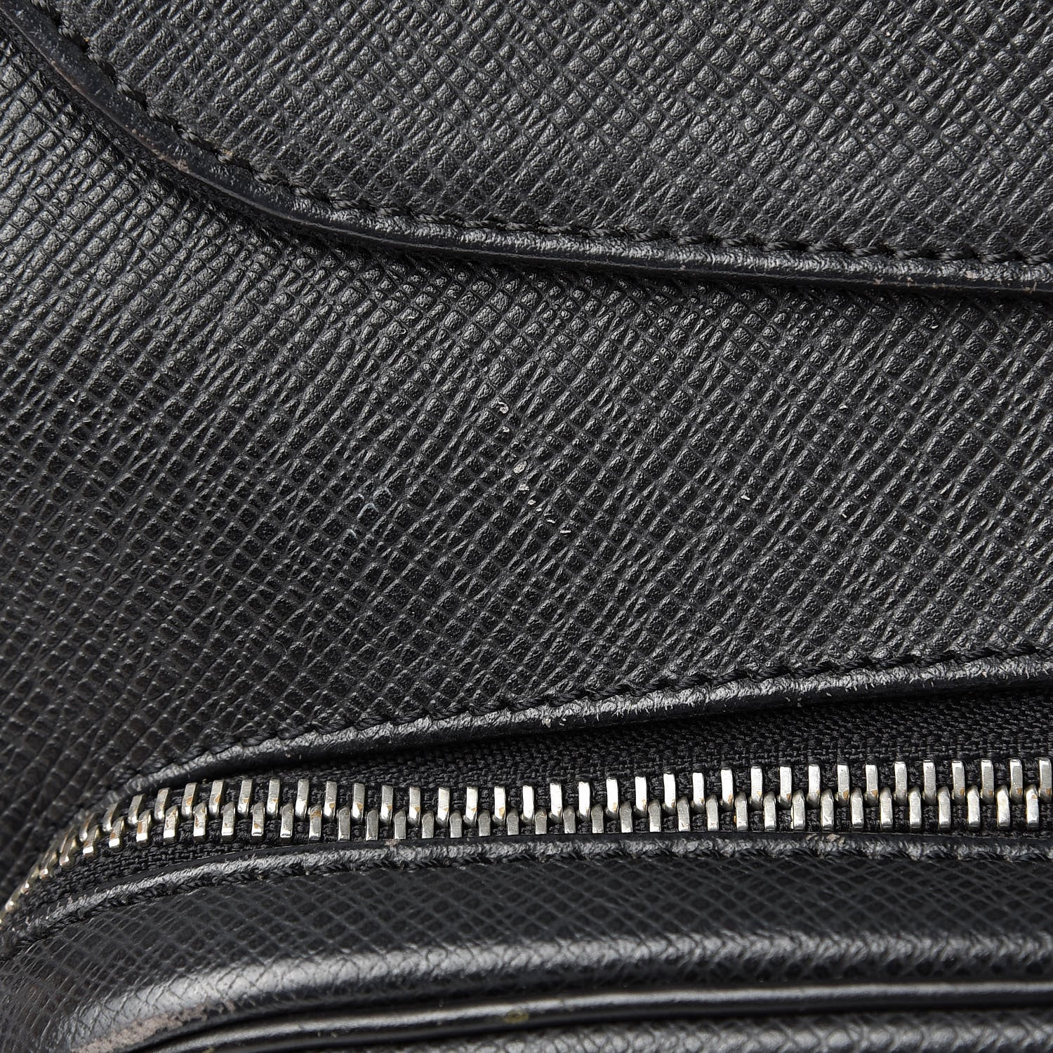 Louis Vuitton Taiga Cassiar Backpack Ardoise 13 of 21