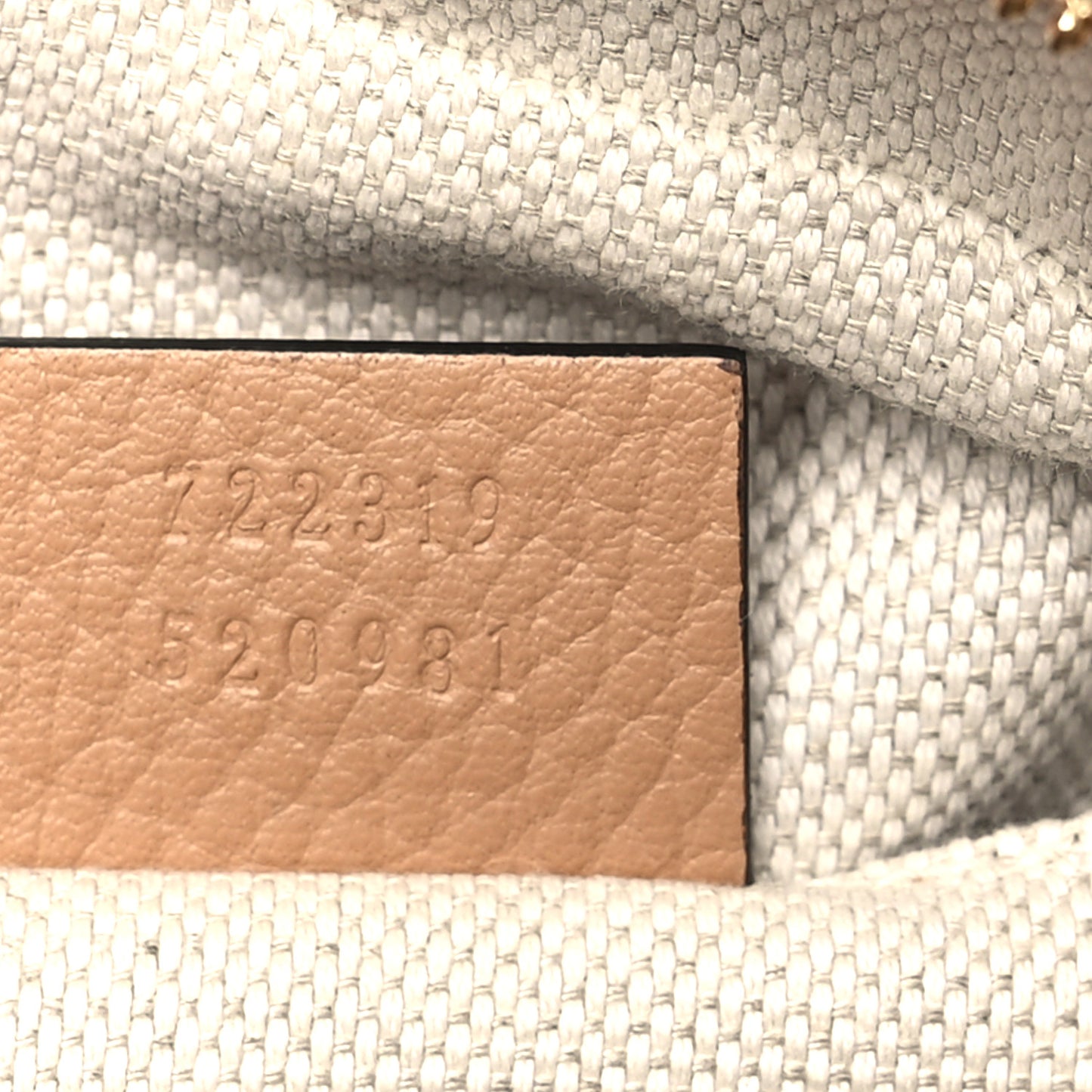 Pebbled Calfskin Small Soho Disco Bag Camelia