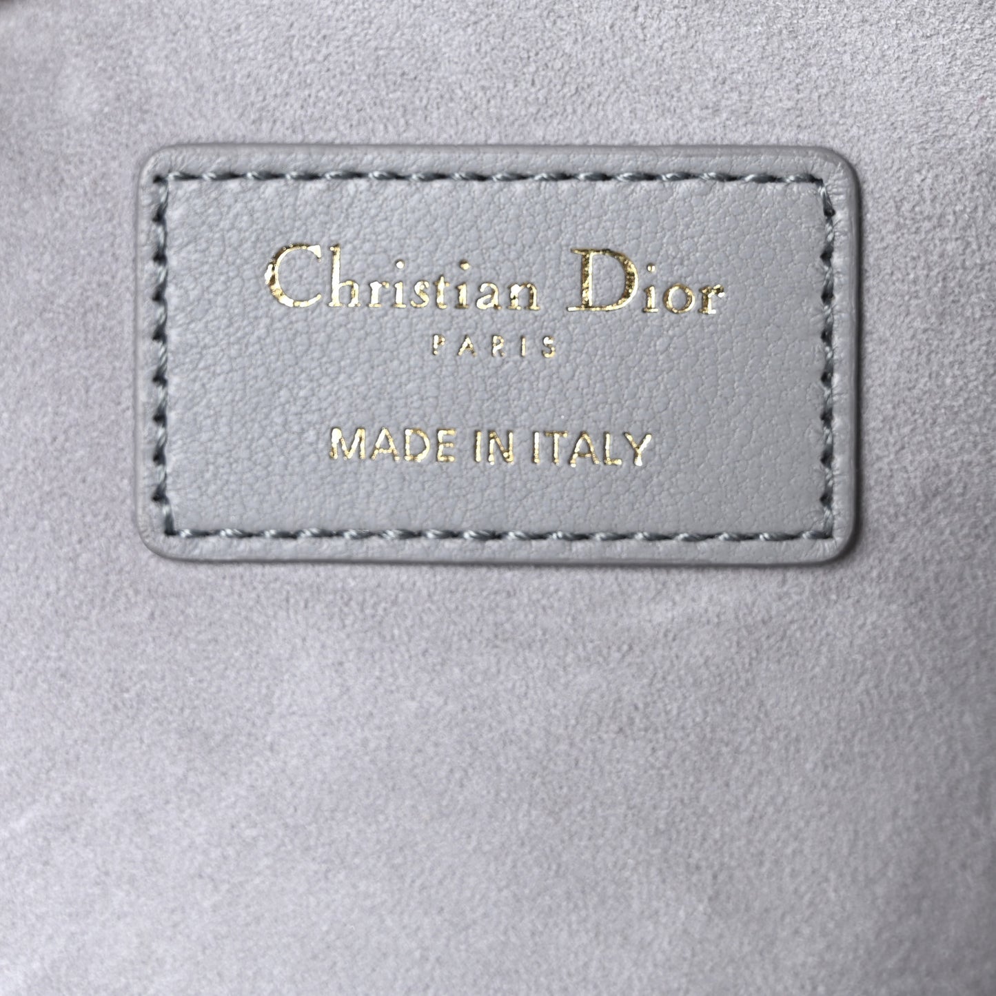 Lambskin Supple Macrocannage Ammi Bag Grey