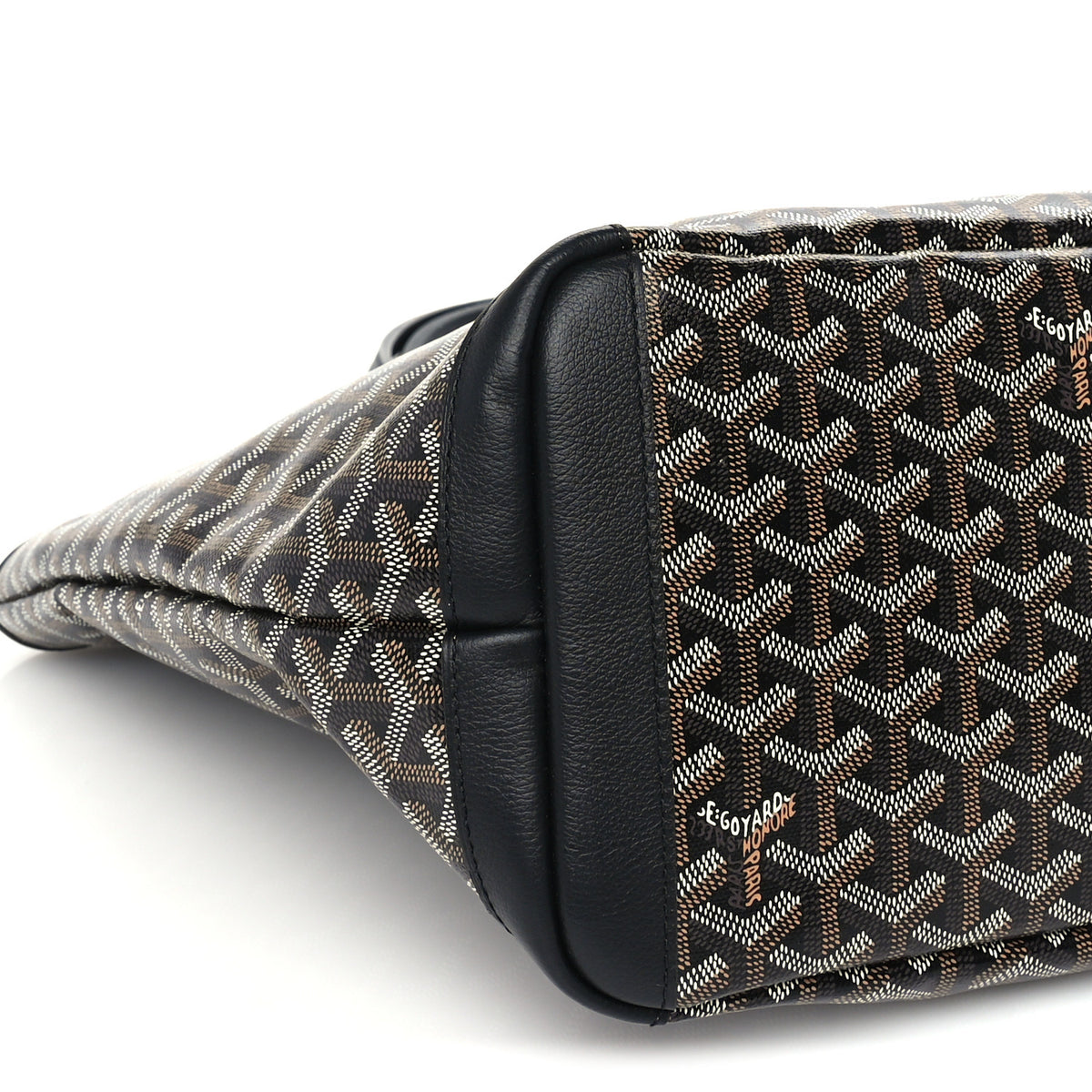 Goyardine Artois MM Black