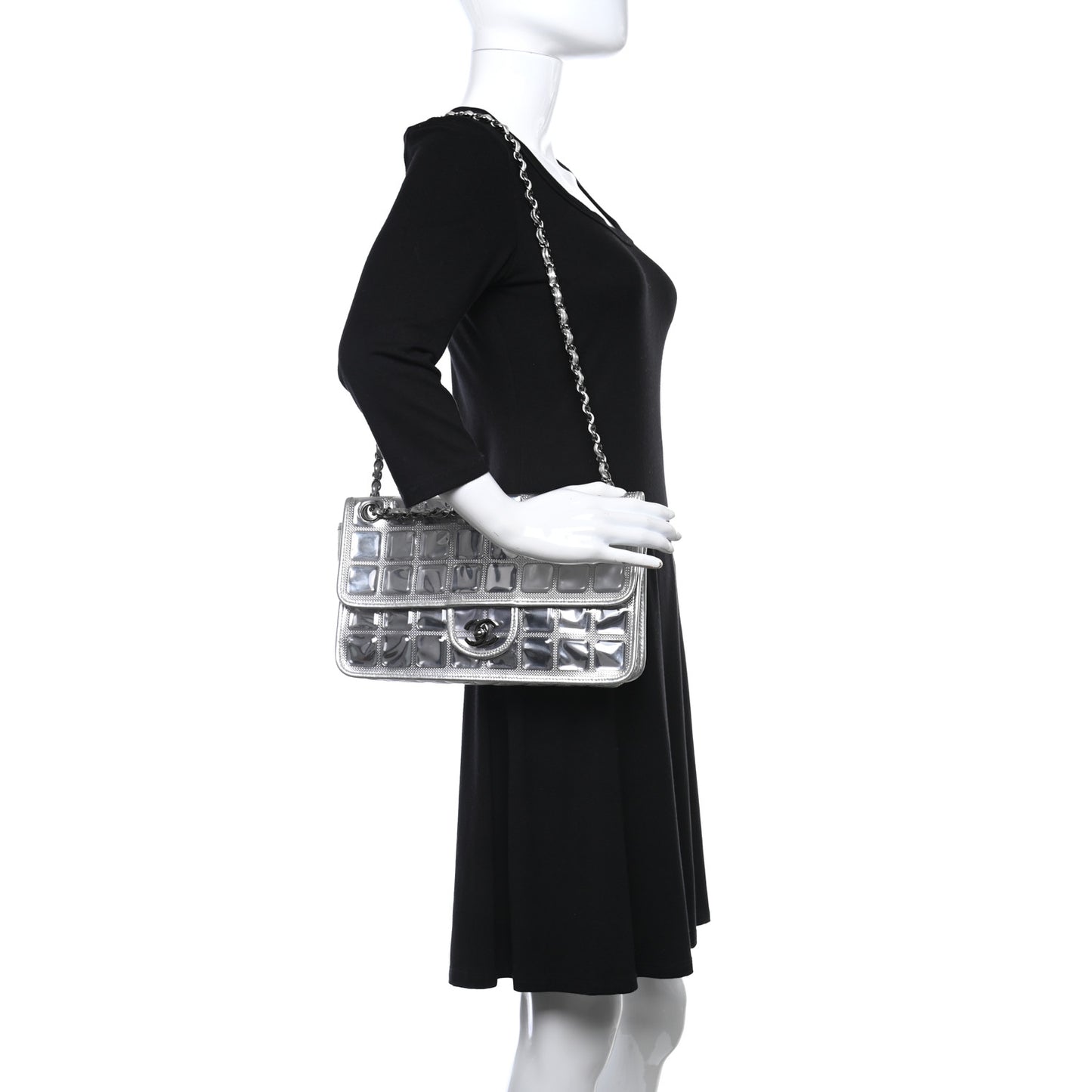 Vinyl Large Ice Cube Flap Silver