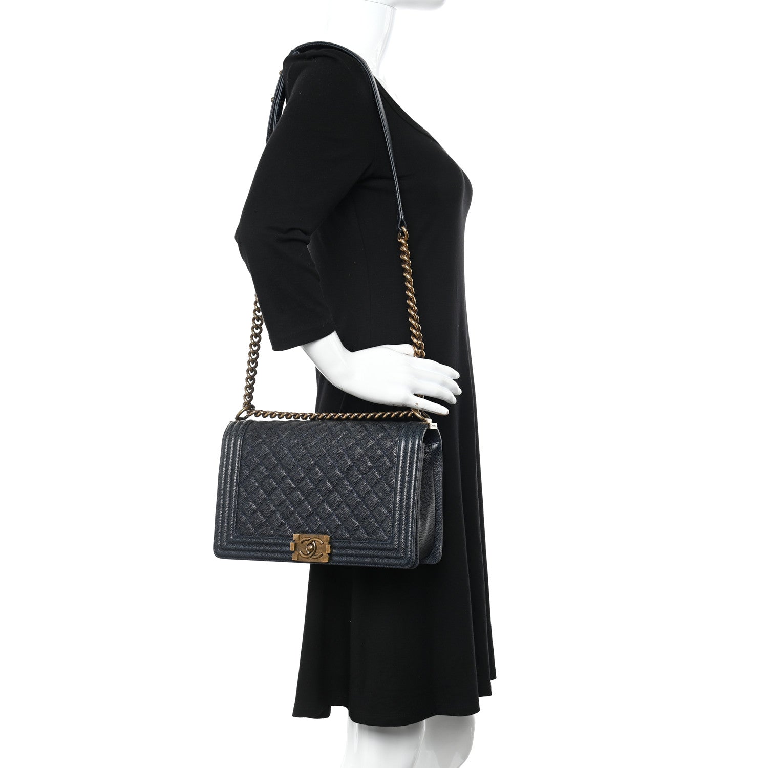 Chanel Caviar Quilted New Medium Boy Flap Navy 3 of 11