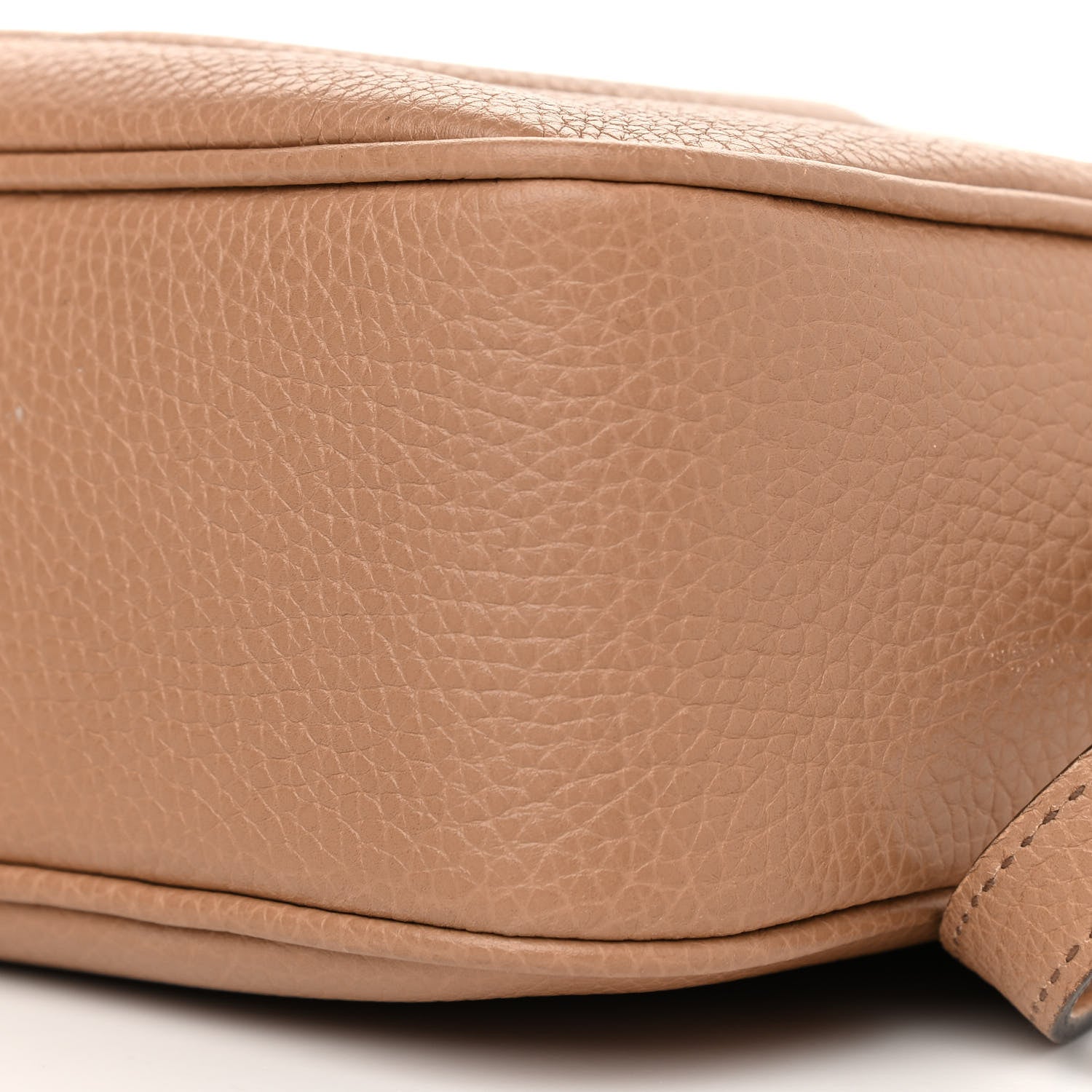 Gucci Pebbled Calfskin Small Soho Disco Bag Camelia 11 of 12