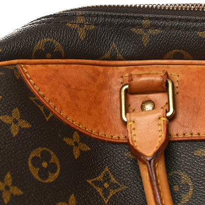 Louis Vuitton Monogram Evasion Sports Bag 16 of 24