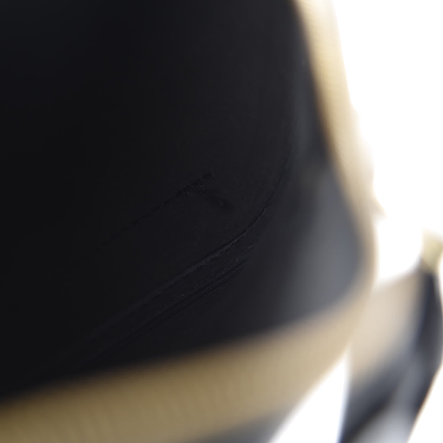 Louis Vuitton Epi Speedy 25 Black 10 of 12