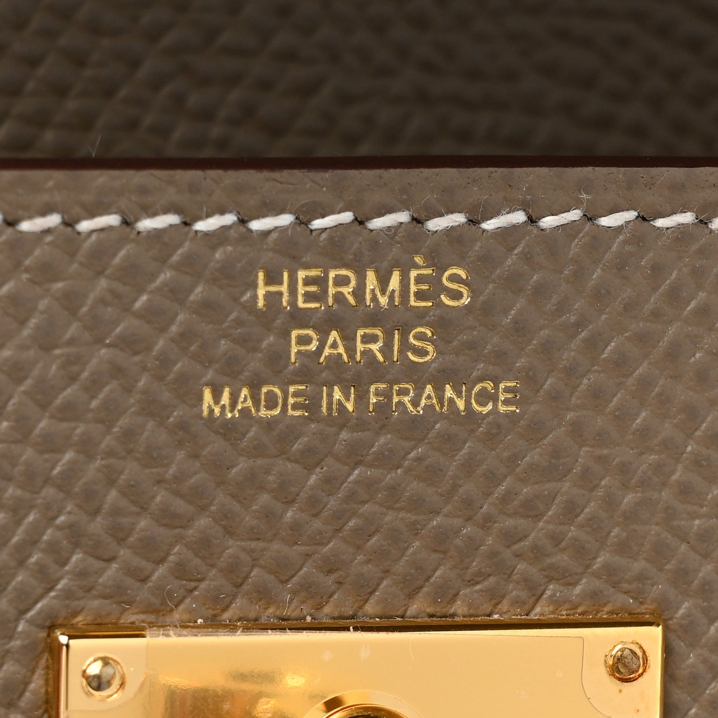 Epsom Kelly Longue Wallet Etoupe