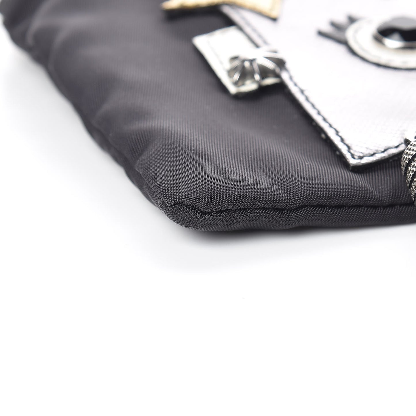 Tessuto Nylon Robot Chain Pouch Black