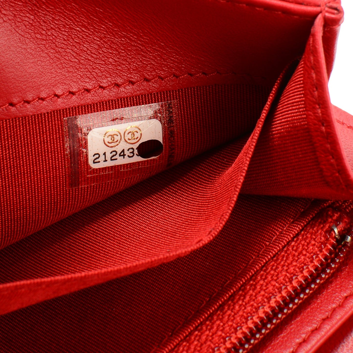 Lambskin Quilted Boy Wallet On Removable Chain WOC Red